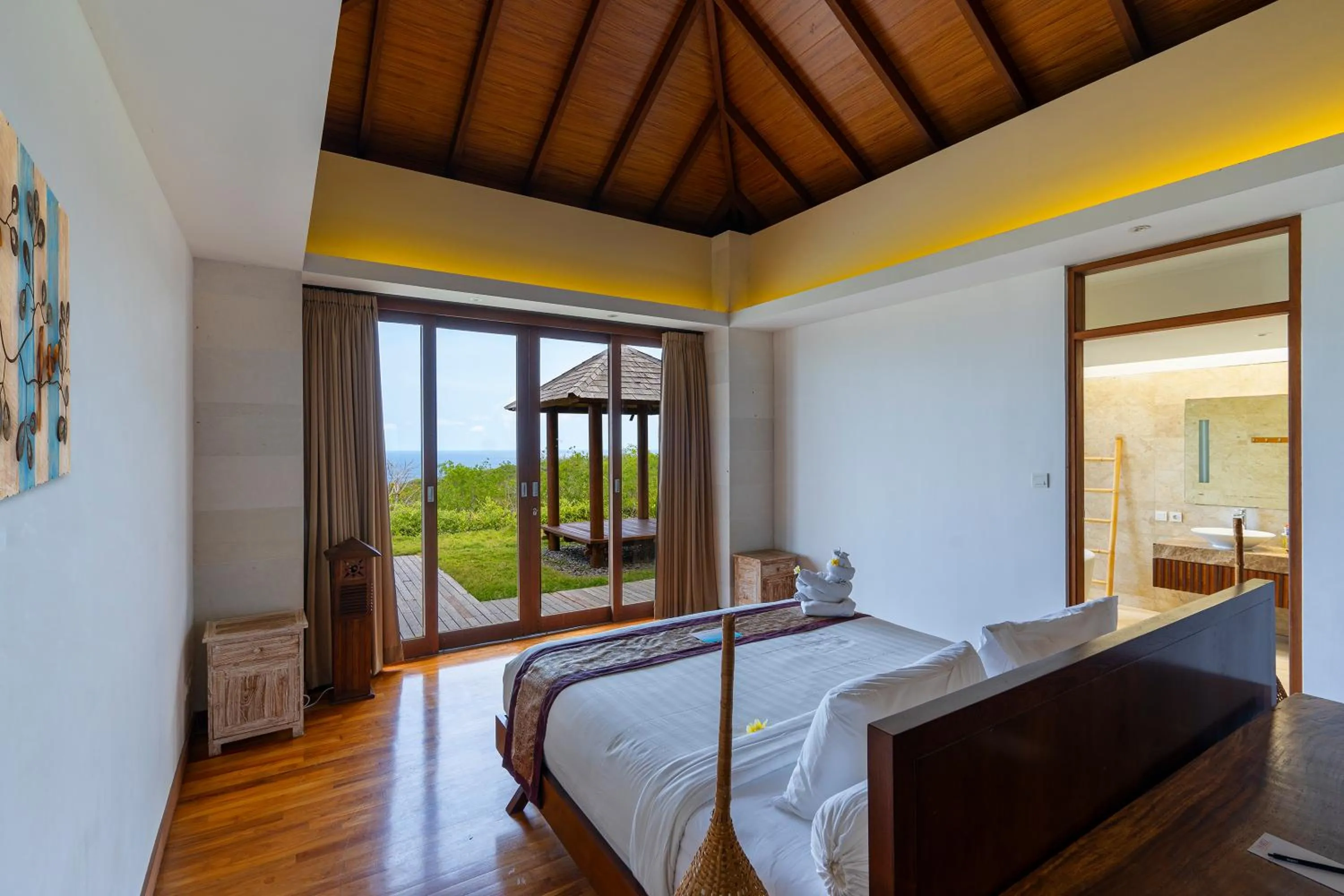 Bed in Moritz Palm Villa