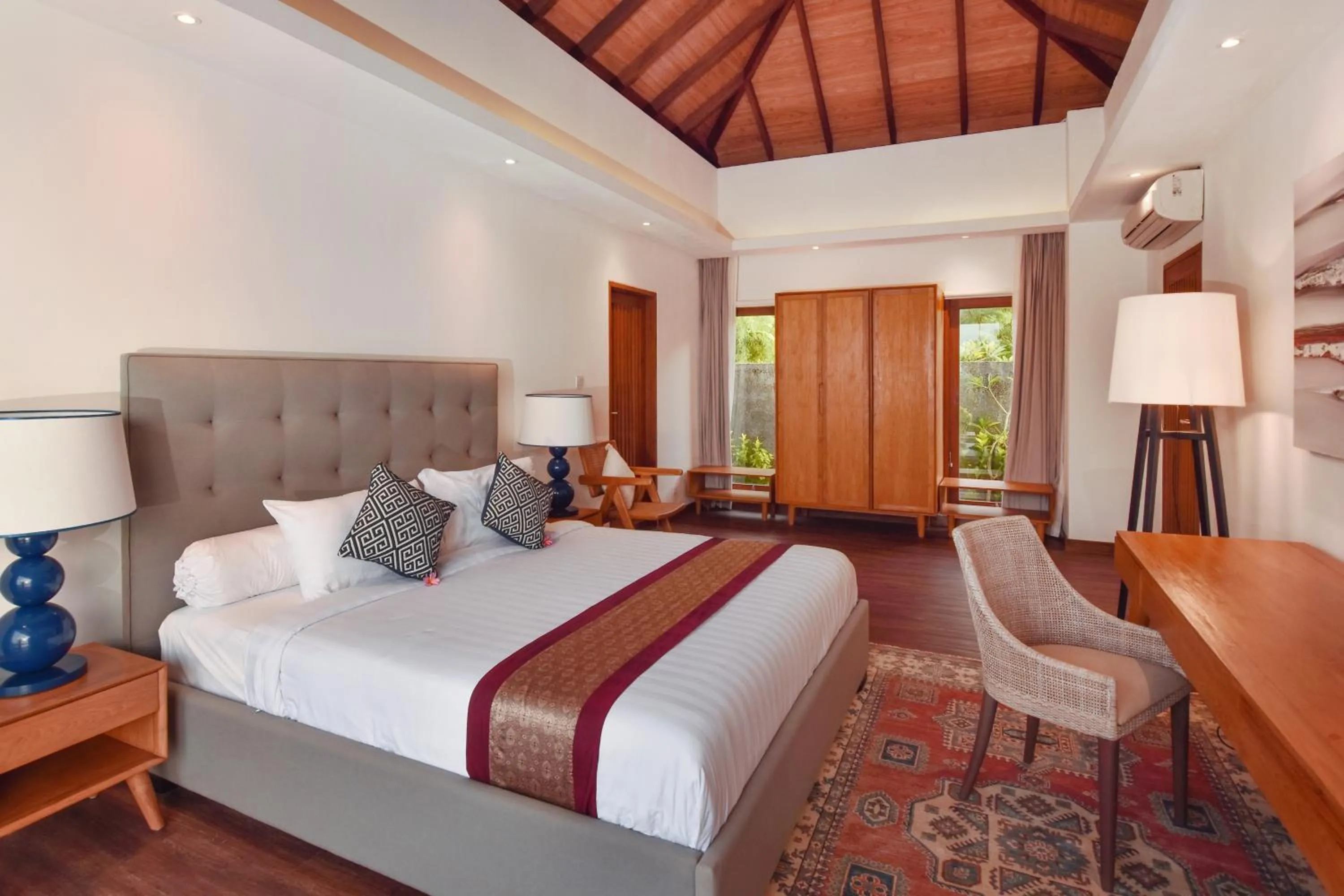 Bed in Moritz Palm Villa