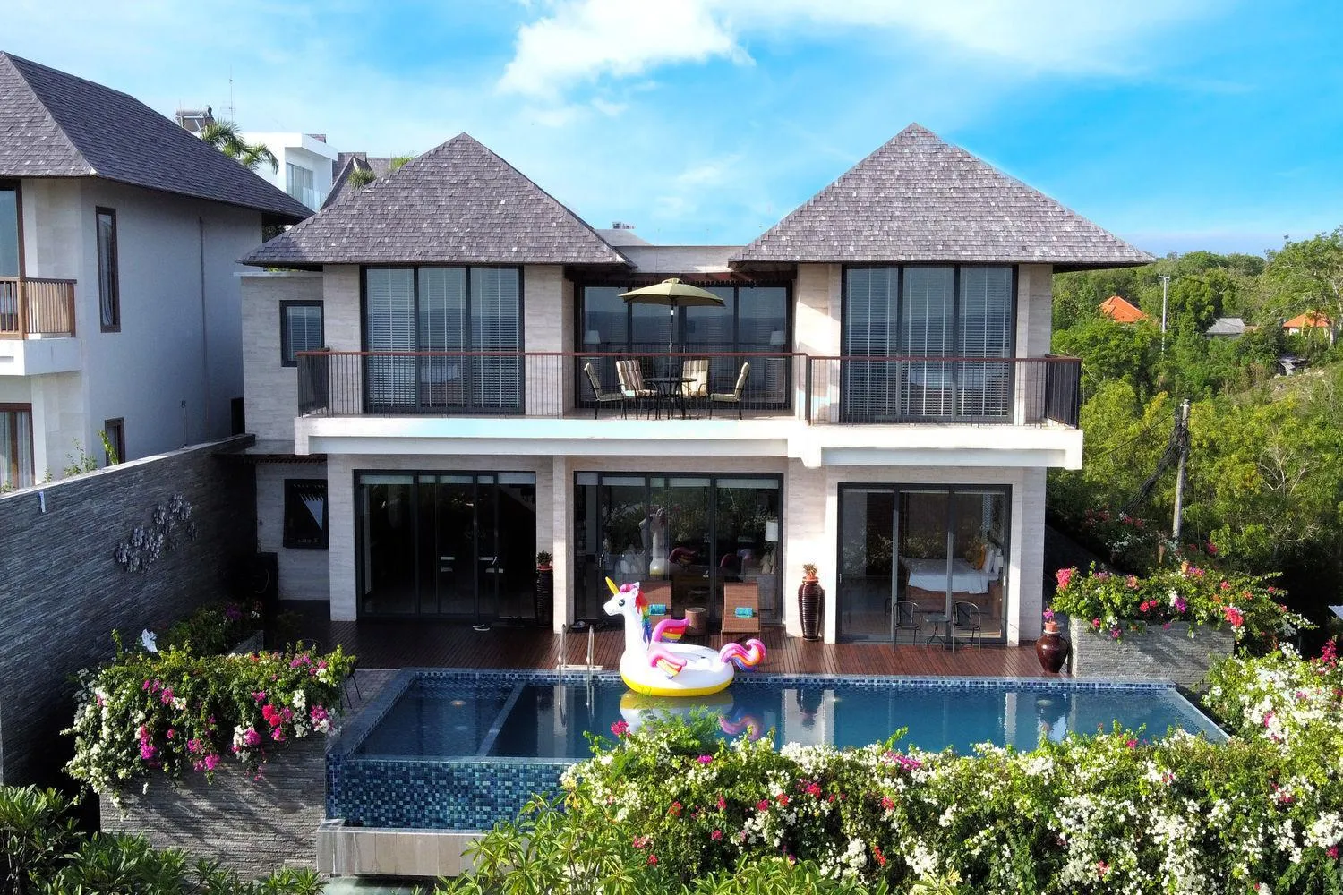 Property building in Moritz Palm Villa