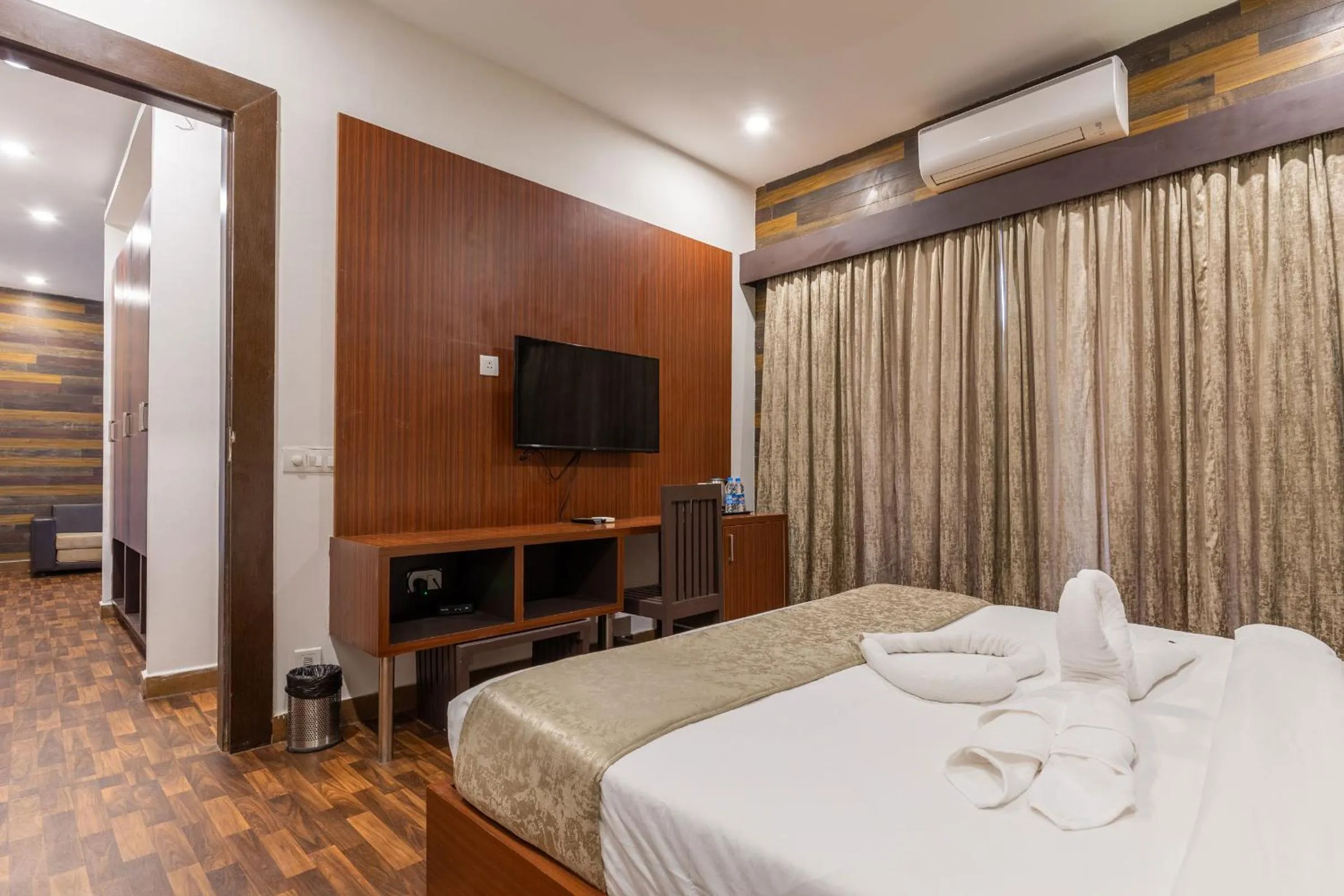 Photo of the whole room, Bed in Amara Oceanfront Resort & Club Baga