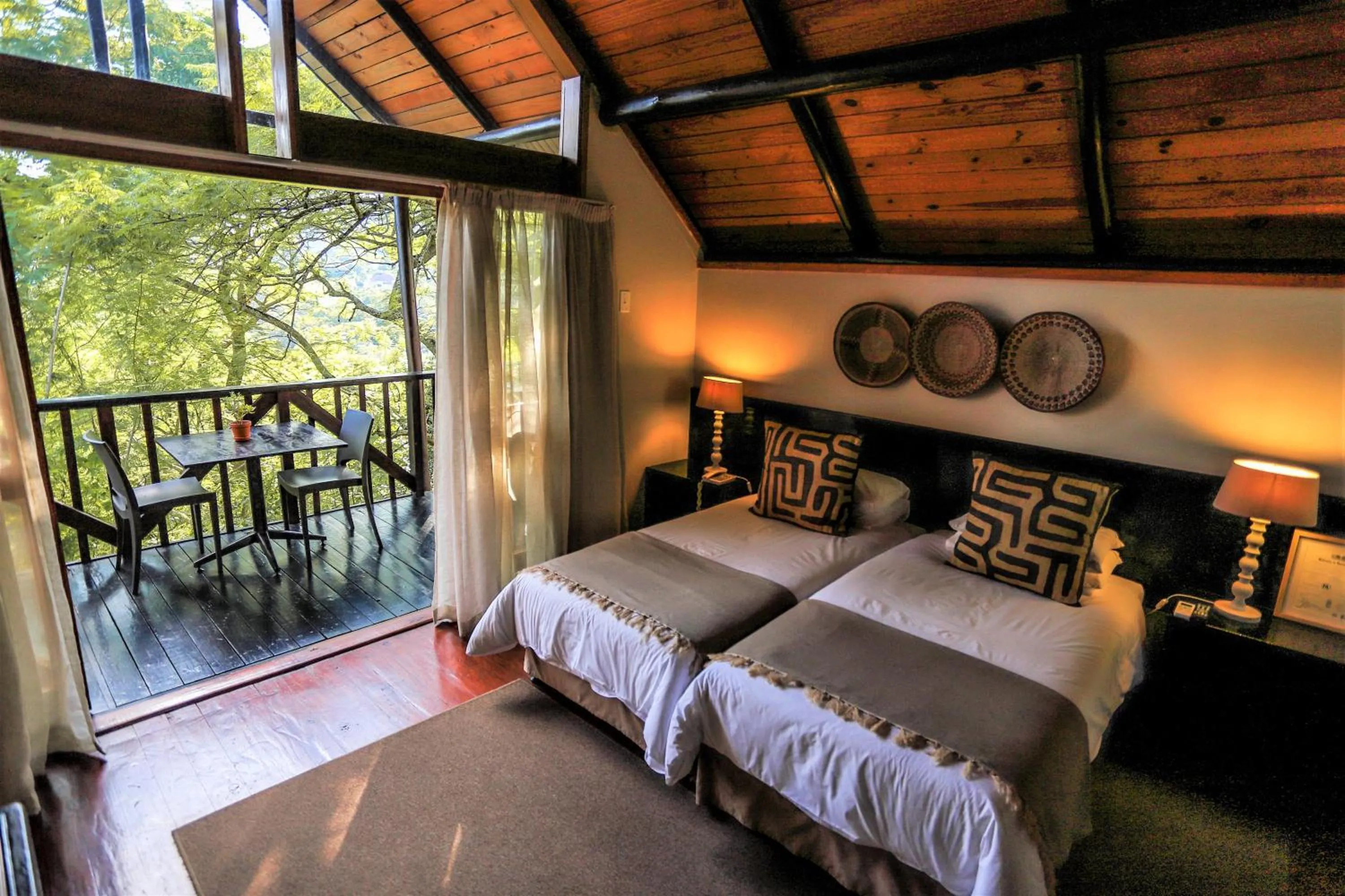 Bedroom, Bed in Mantenga Lodge