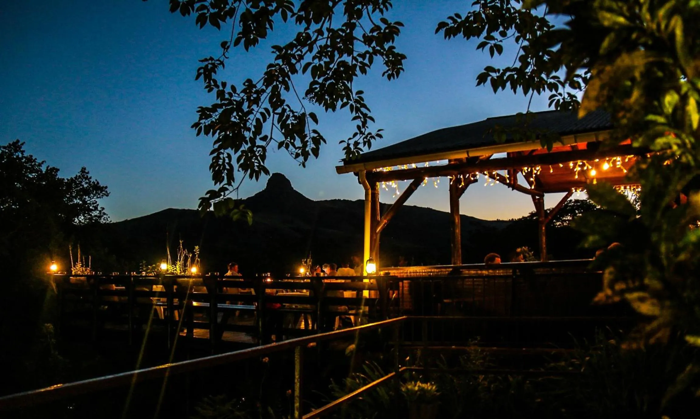 Sunset in Mantenga Lodge