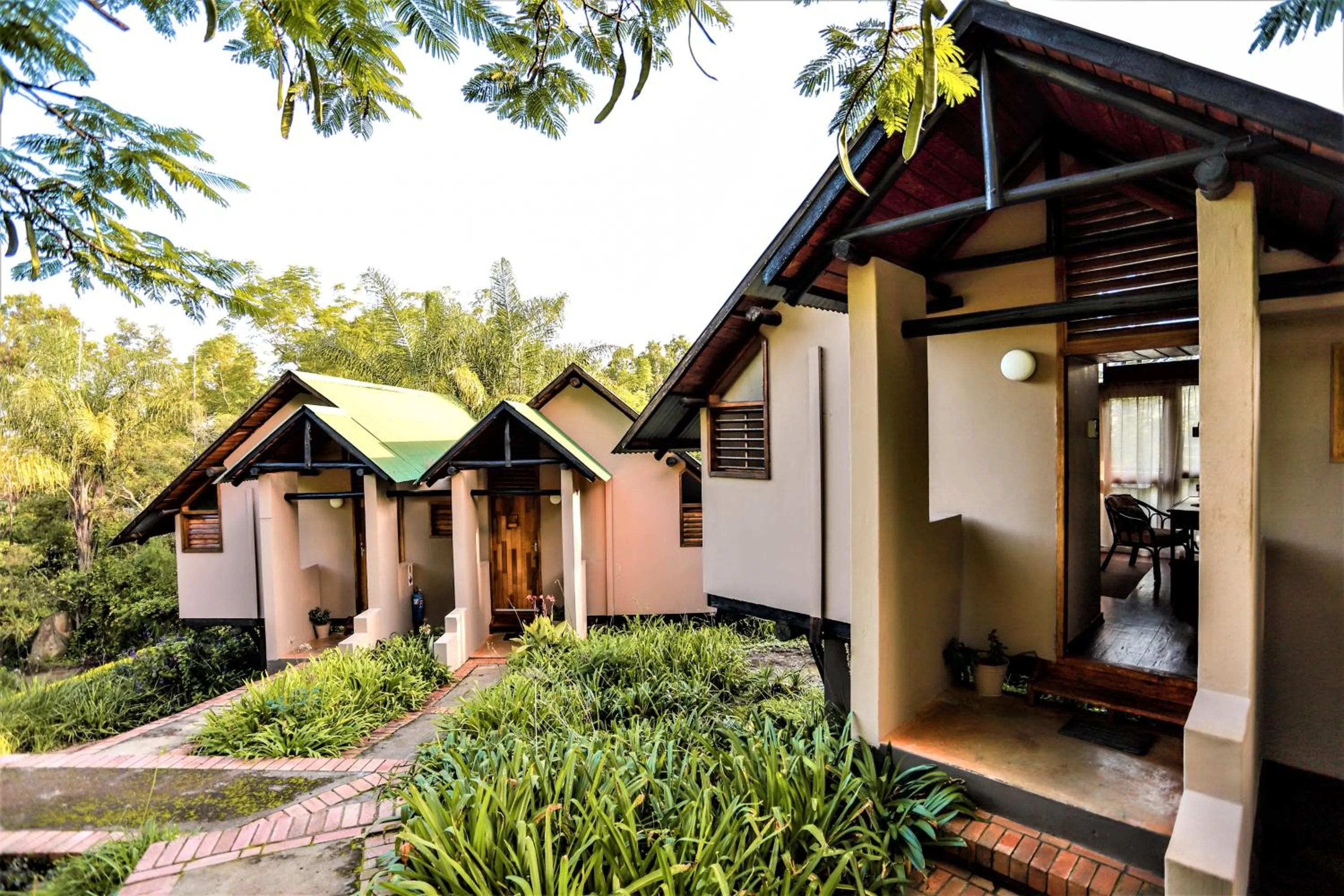 Property building in Mantenga Lodge