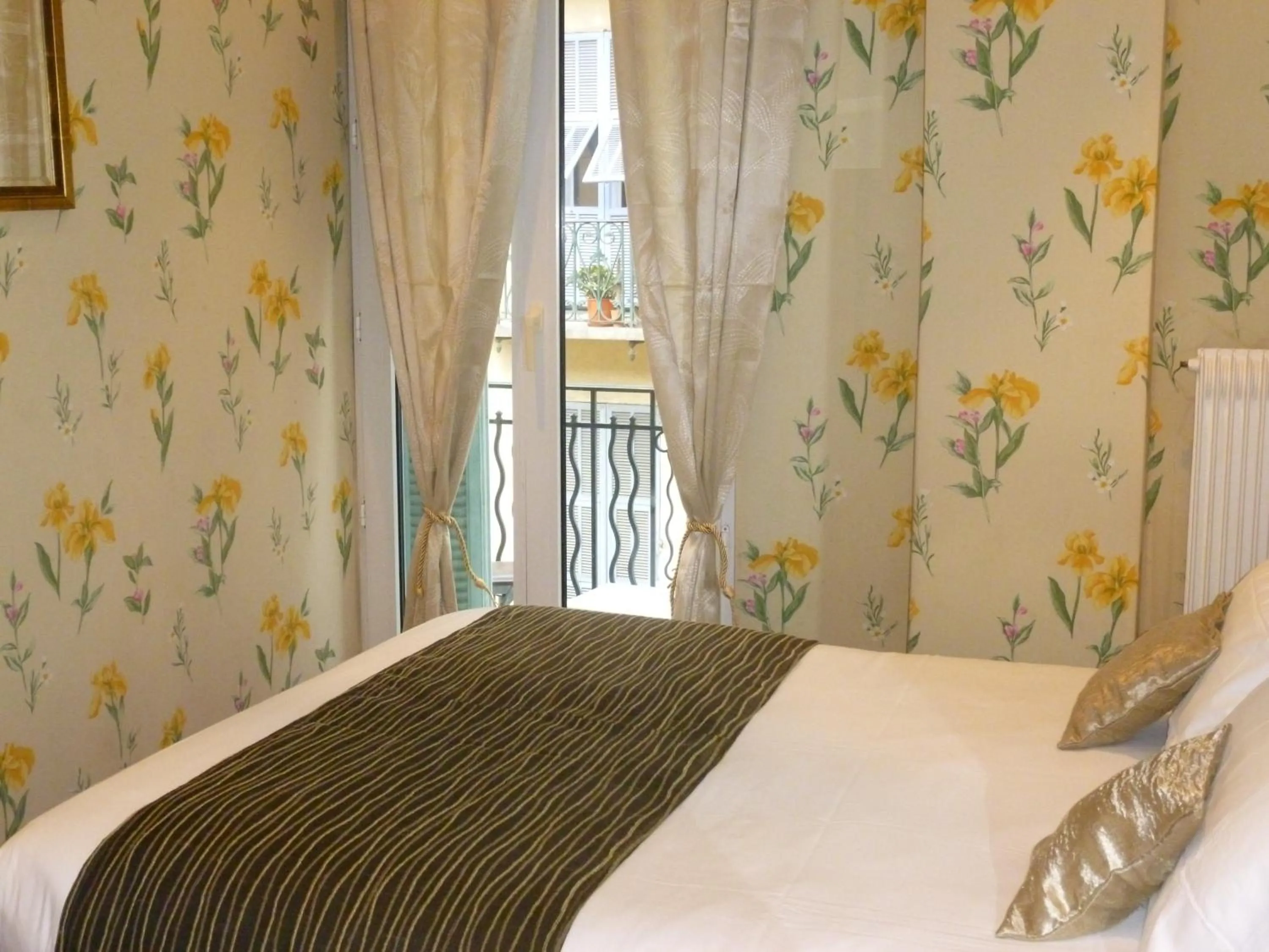 Bed in Hotel Villa La Tour