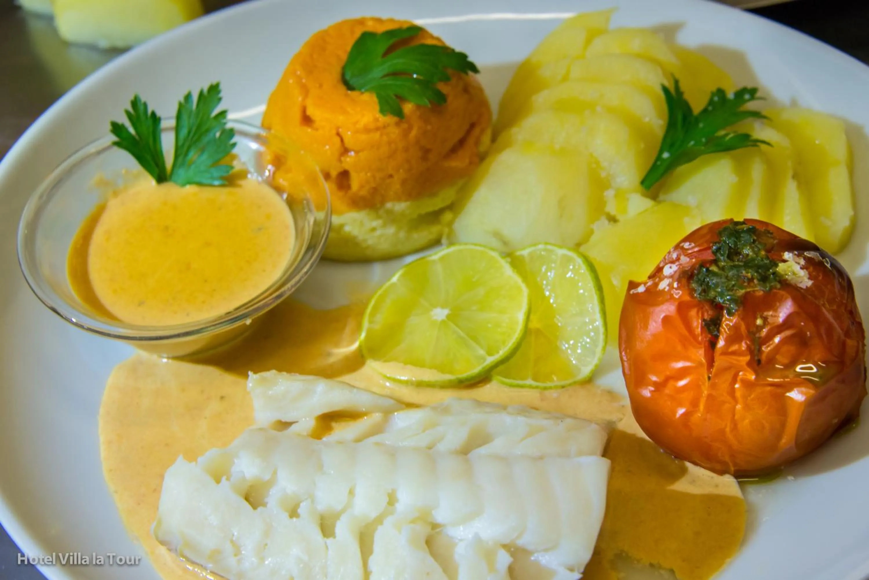 Restaurant/places to eat in Hotel Villa La Tour