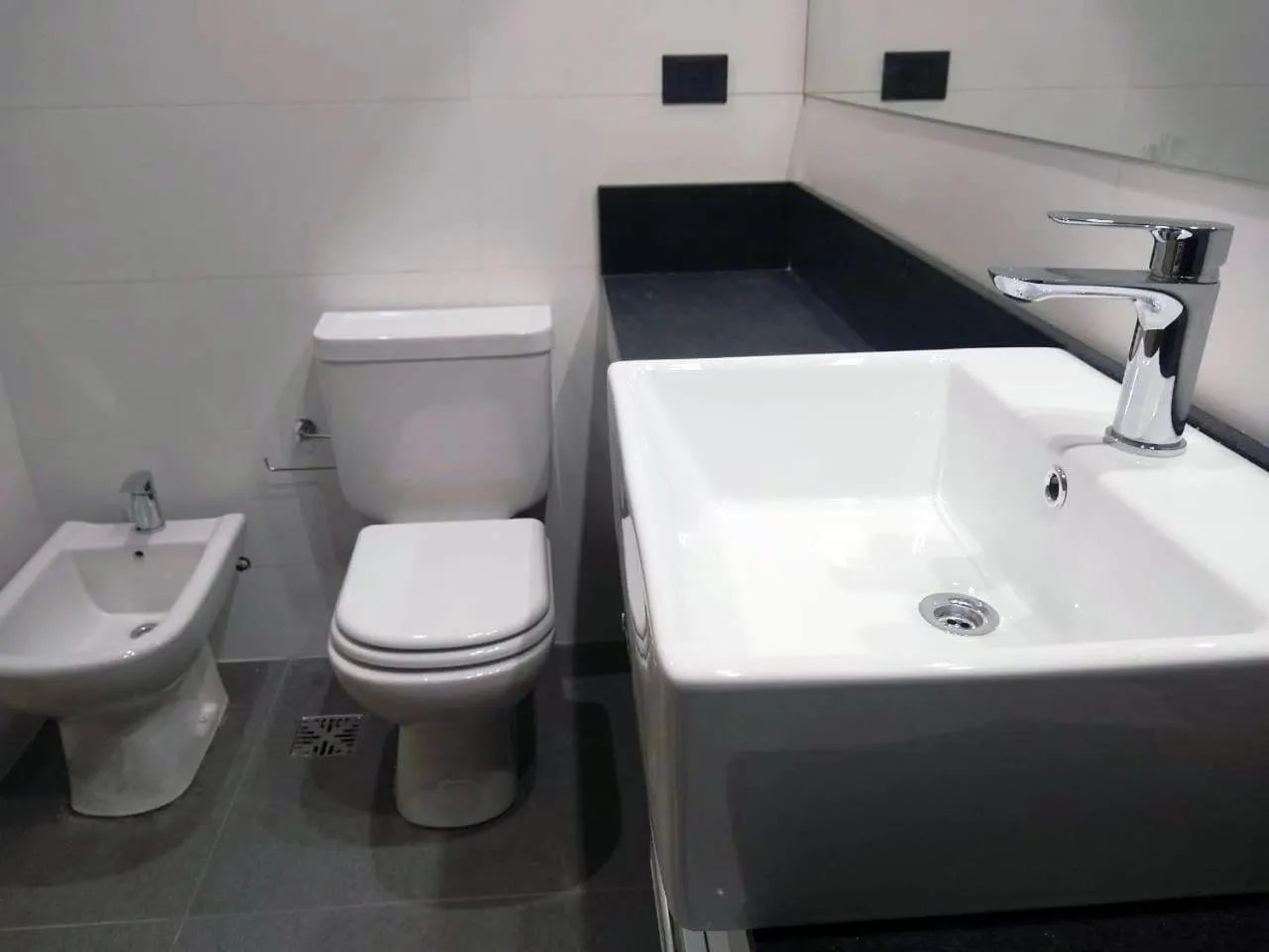 Bathroom in Loi Flats Neuquen, Edificio Tucumán