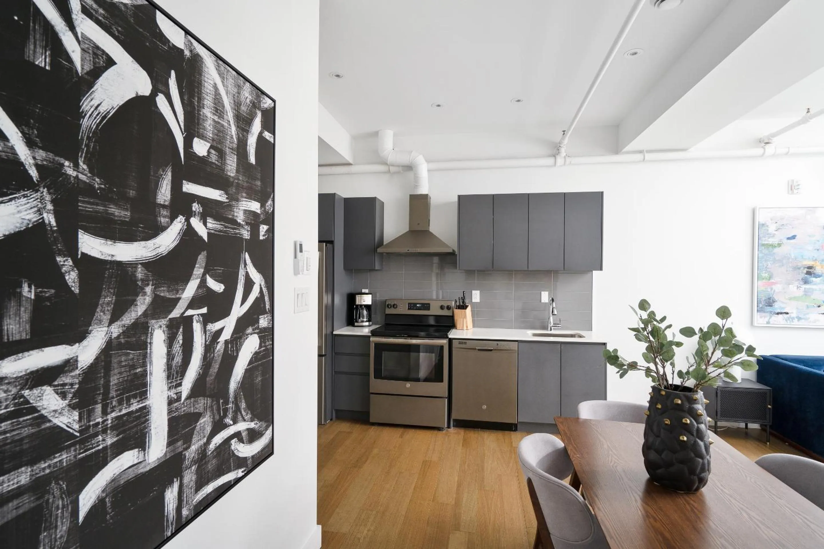 Bakan- Quartier des Congres, Convention District