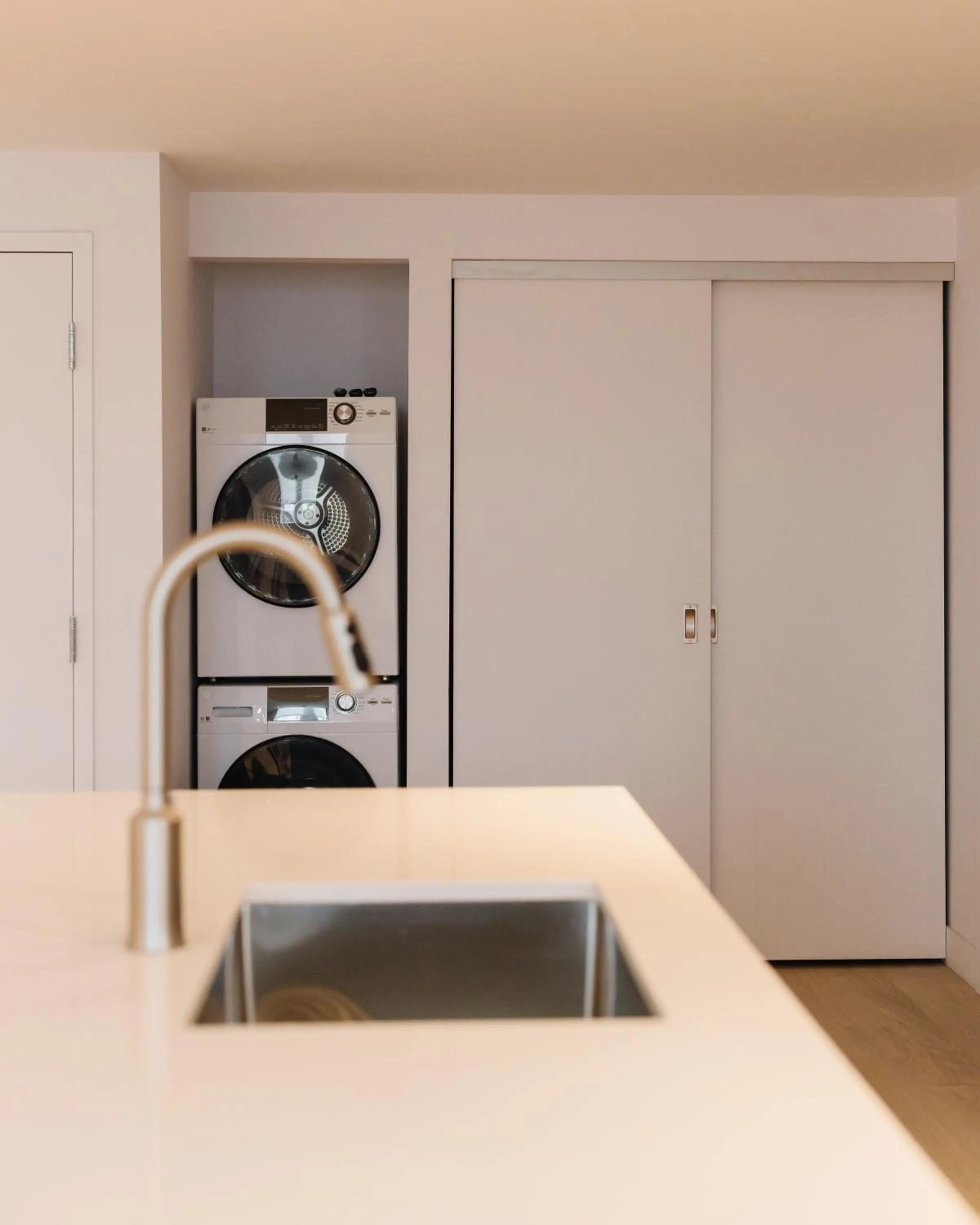 Bakan- Quartier des Congres, Convention District