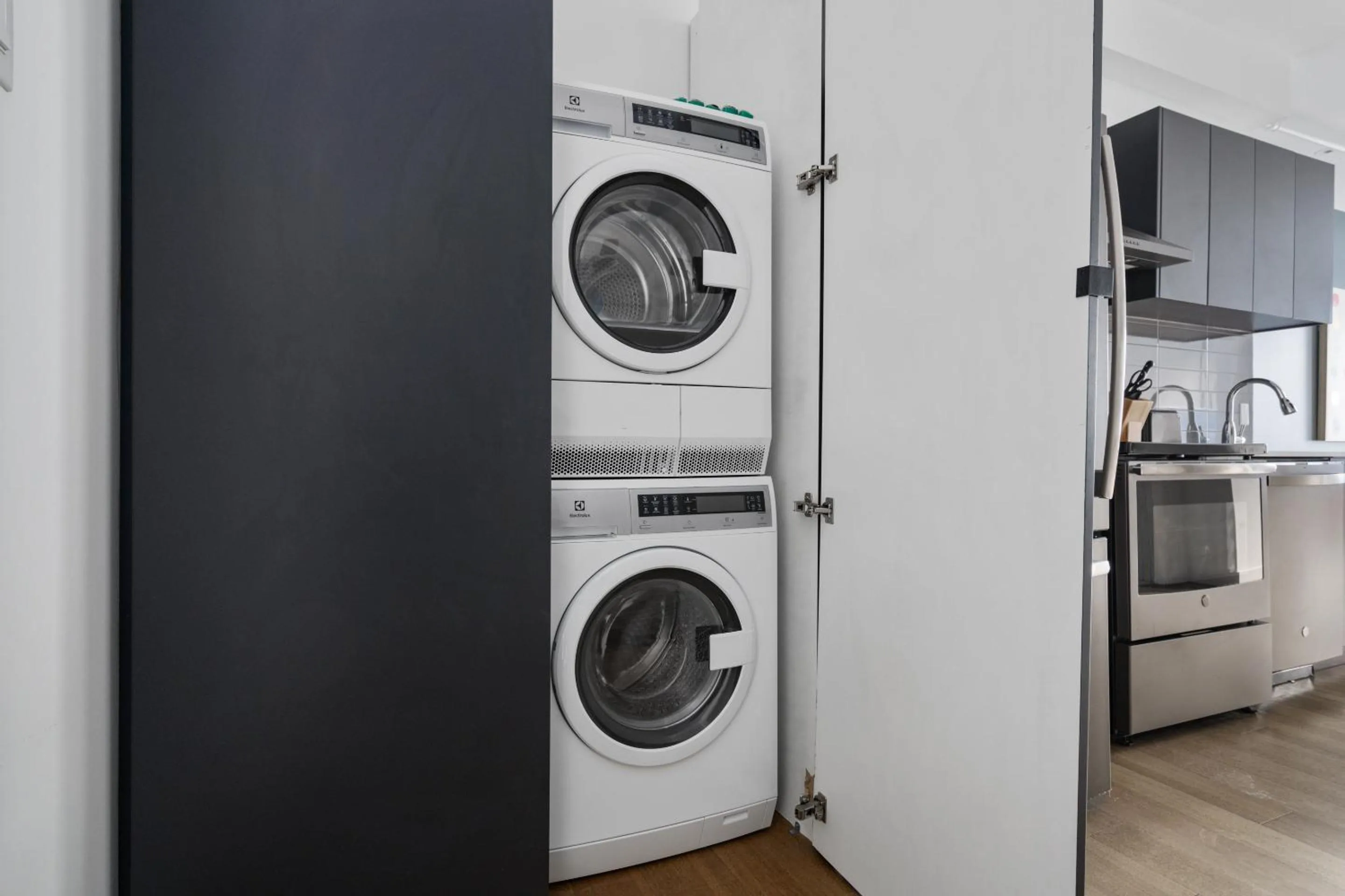 Bakan- Quartier des Congres, Convention District