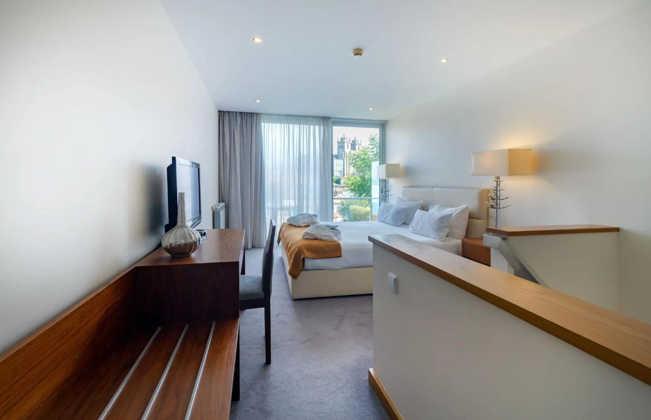 Photo of the whole room, Bed in Oca Vitoria Village