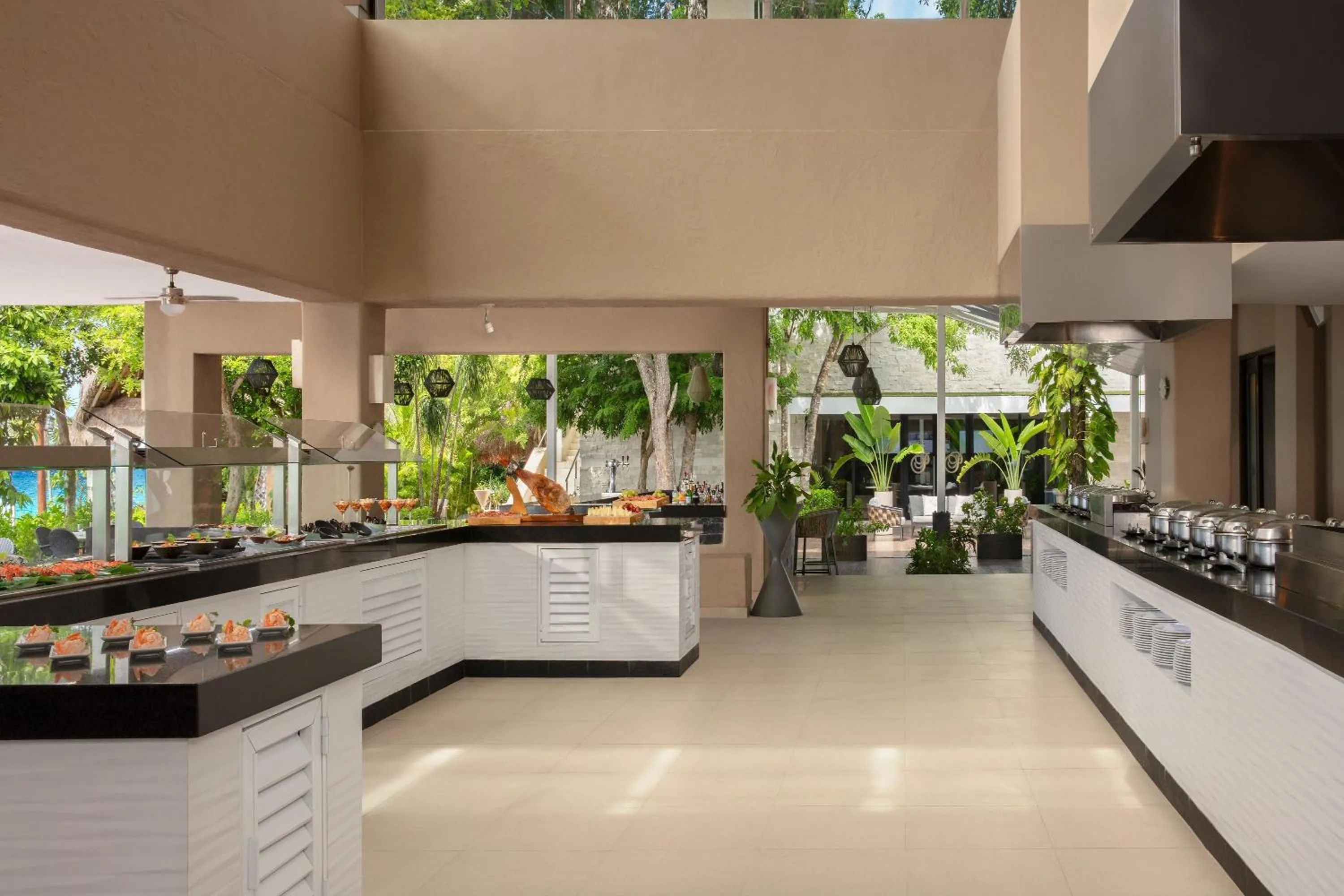 Breakfast in Dreams Cozumel Cape Resort & Spa