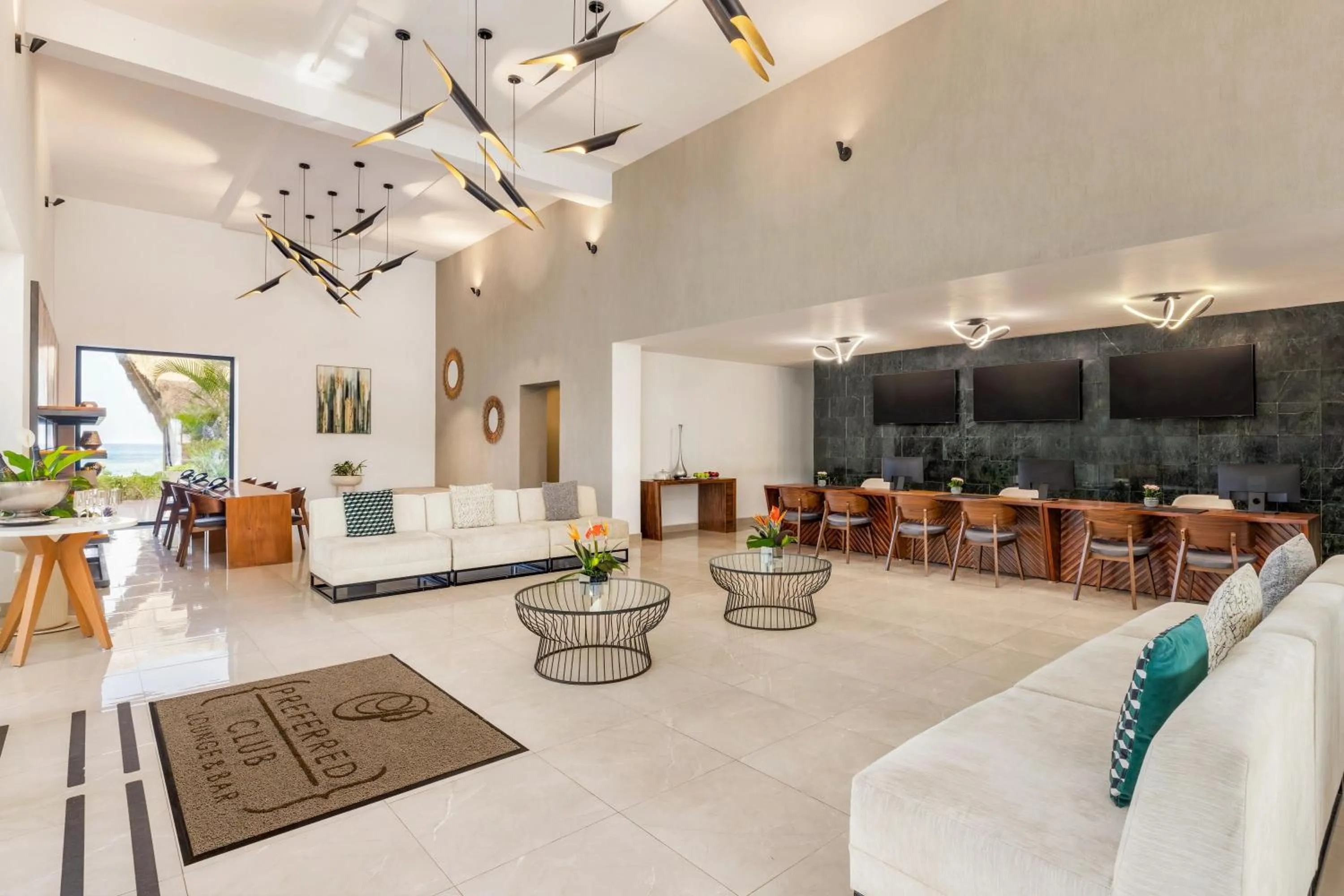 Lobby or reception in Dreams Cozumel Cape Resort & Spa