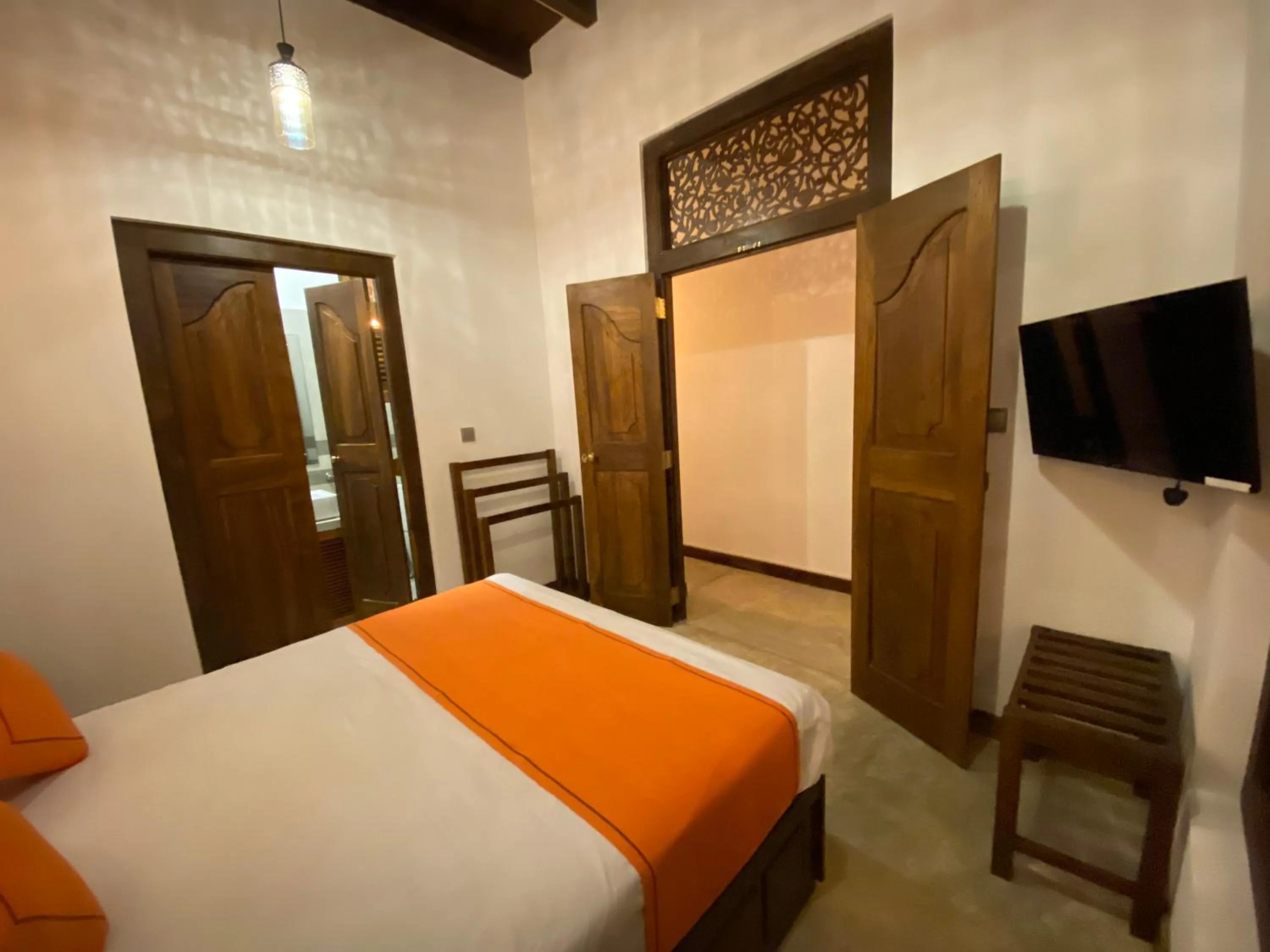 Bedroom, Bed in The Dutch Boutique