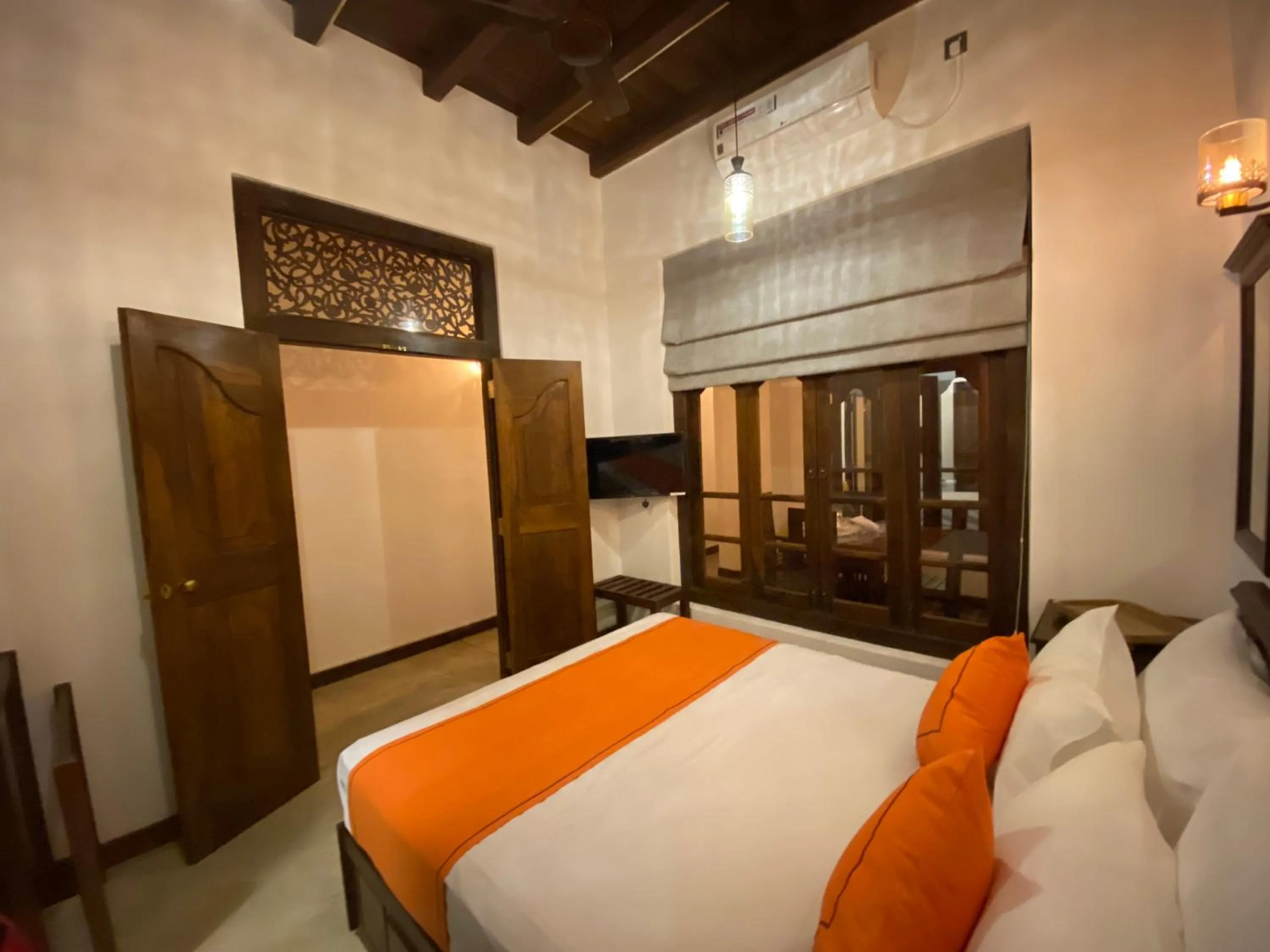 Bedroom, Bed in The Dutch Boutique