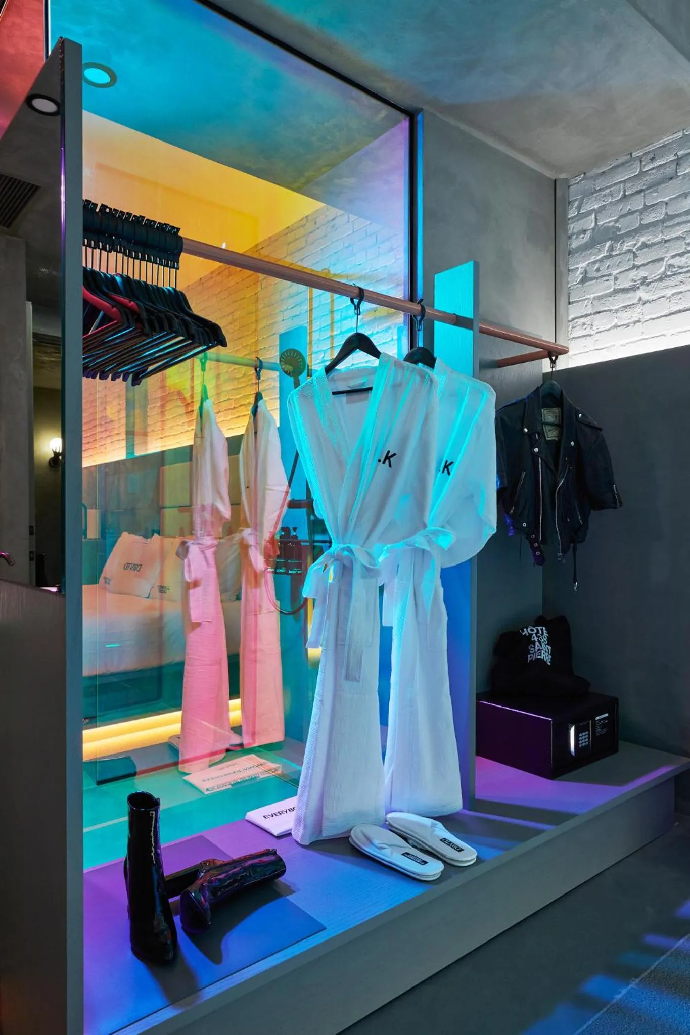 wardrobe in David Hotel