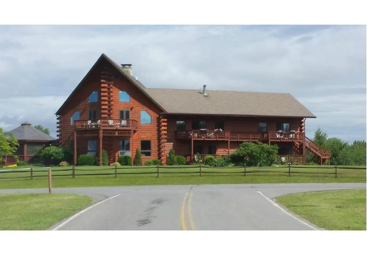 Point Au Roche Lodge