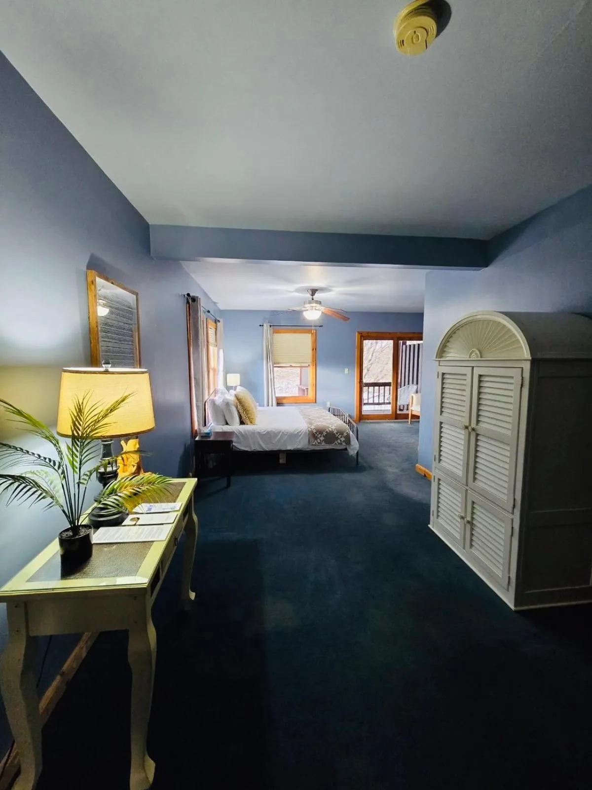 Bed in Point Au Roche Lodge