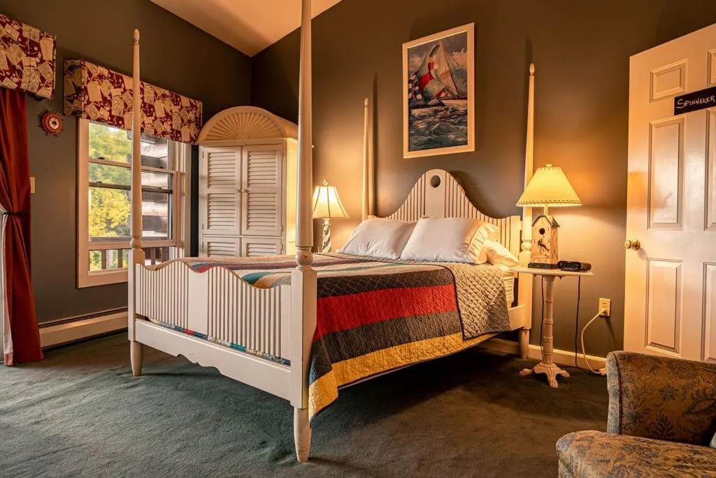 Bed in Point Au Roche Lodge