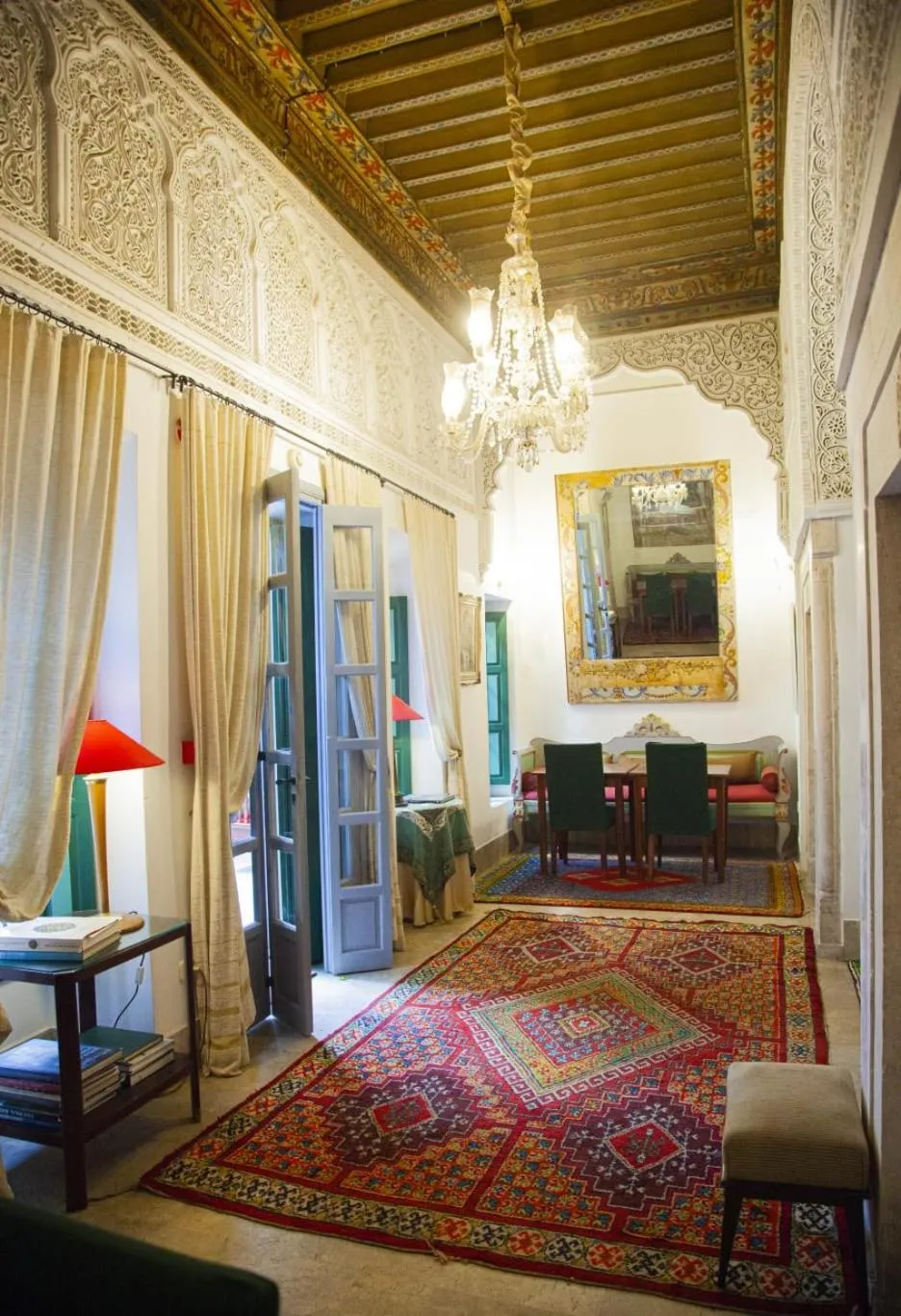 Restaurant/places to eat, Bed in Dar El Médina