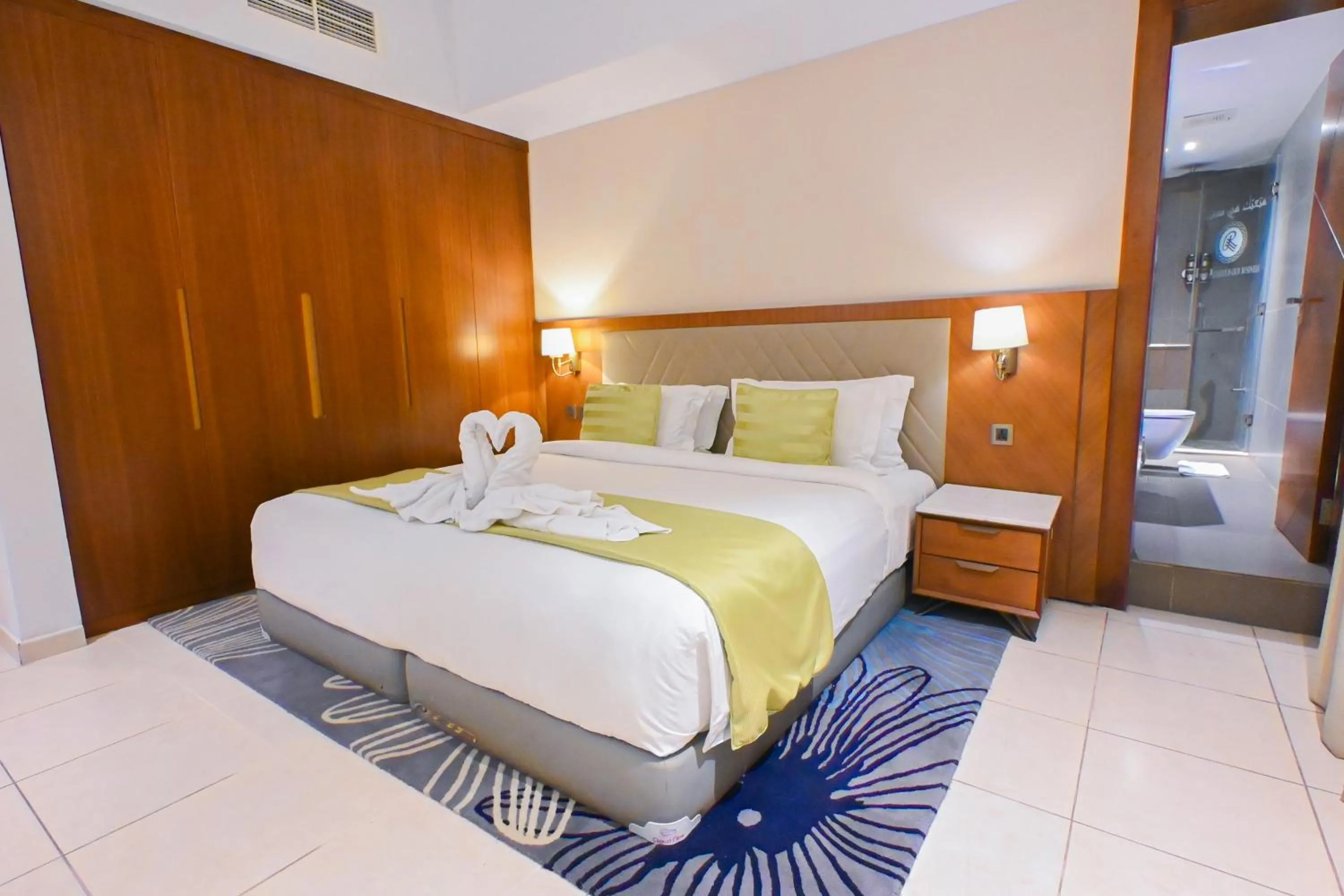 Photo of the whole room, Bed in Ramee Palace Hotel