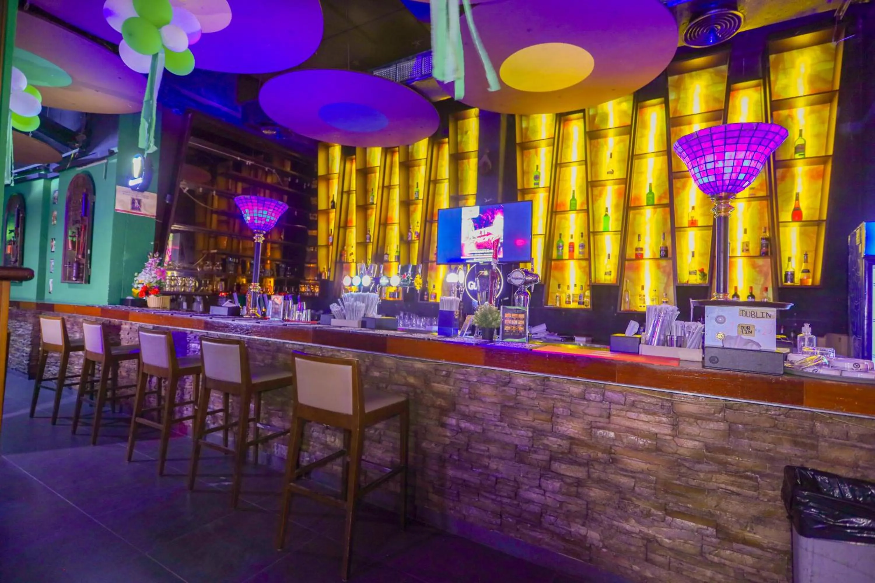 Nightclub / DJ in Ramee Palace Hotel