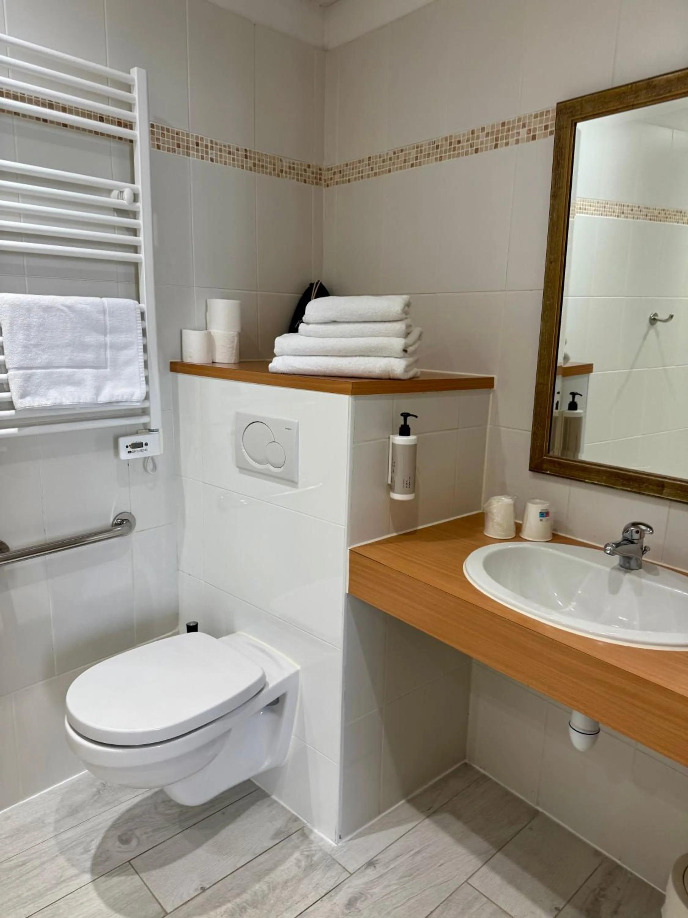 Churchill Hotel Bayeux Centre