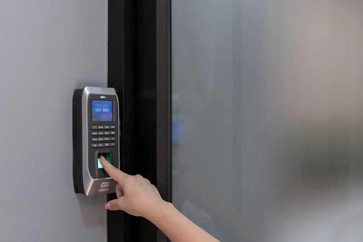 Property building in Aqua Residences อควา เรสซิเดนซ์ ห้องพักใหม่ให้เช่า ติดรถไฟฟ้าสถานีวุฒากาศ