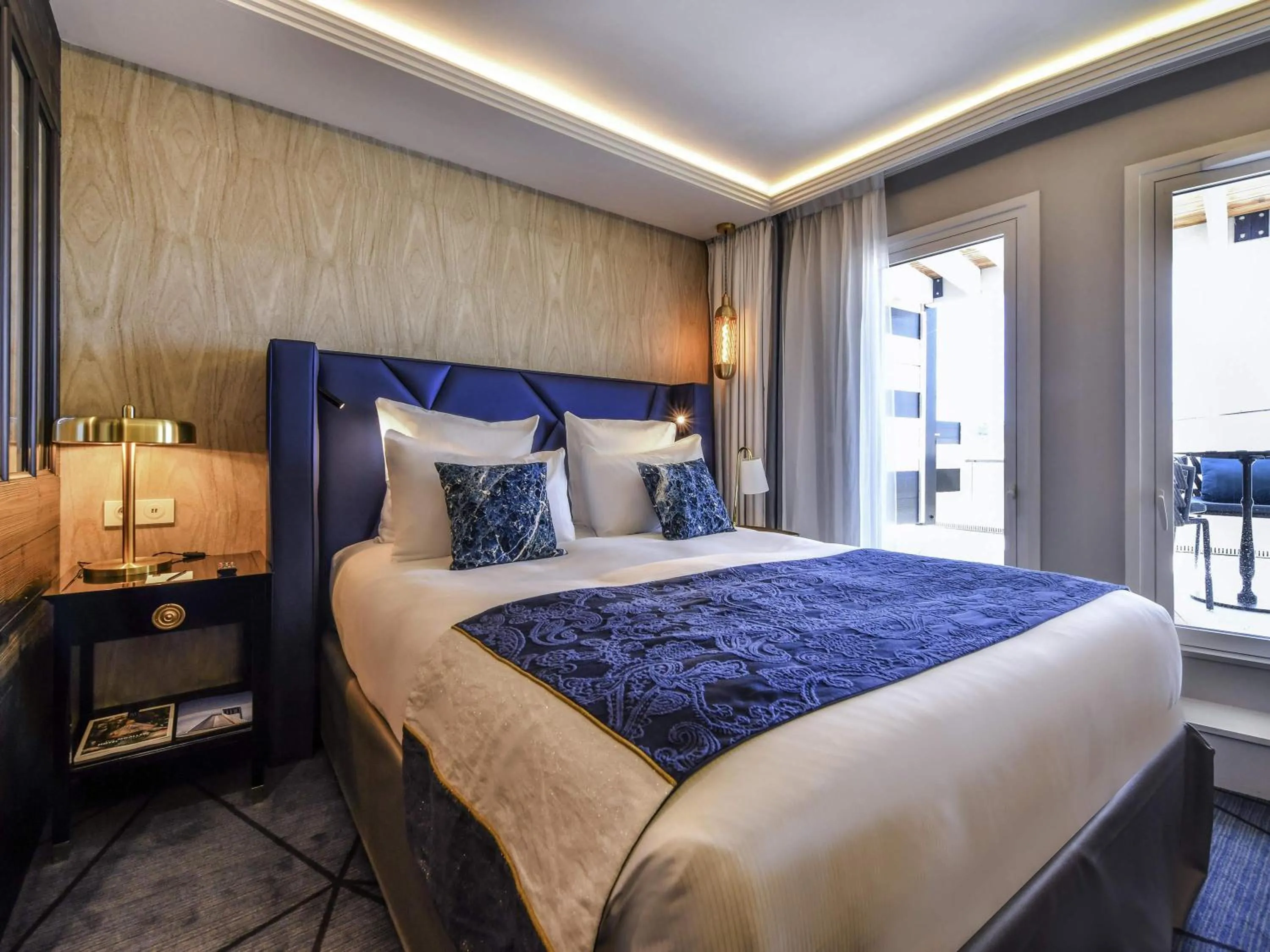 Bedroom, Bed in La Grande Terrasse Hotel & Spa La Rochelle - MGallery Collection