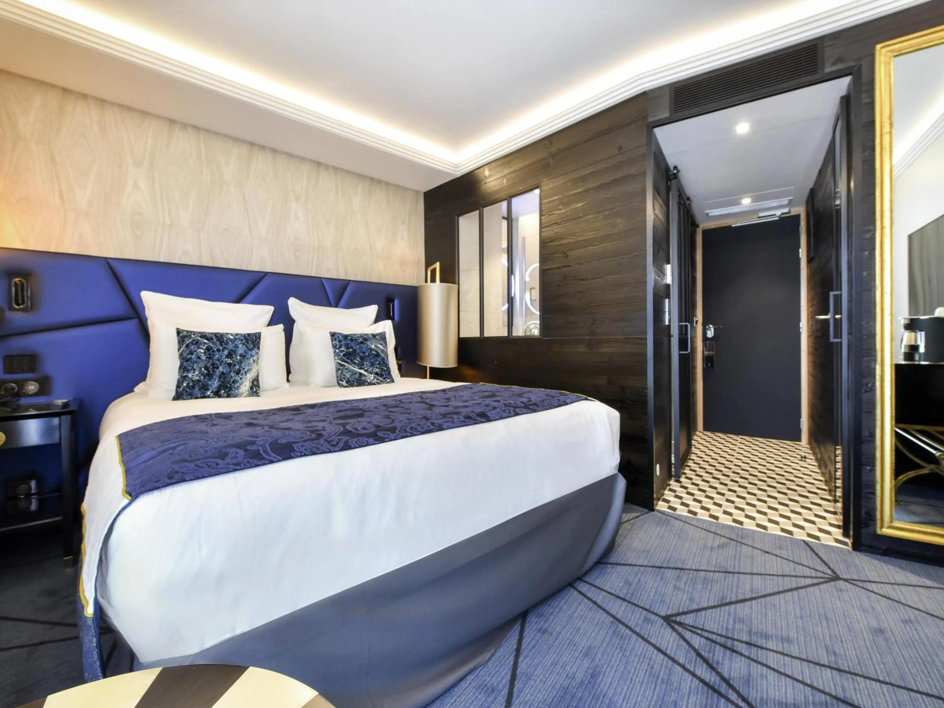 Bedroom, Bed in La Grande Terrasse Hotel & Spa La Rochelle - MGallery Collection