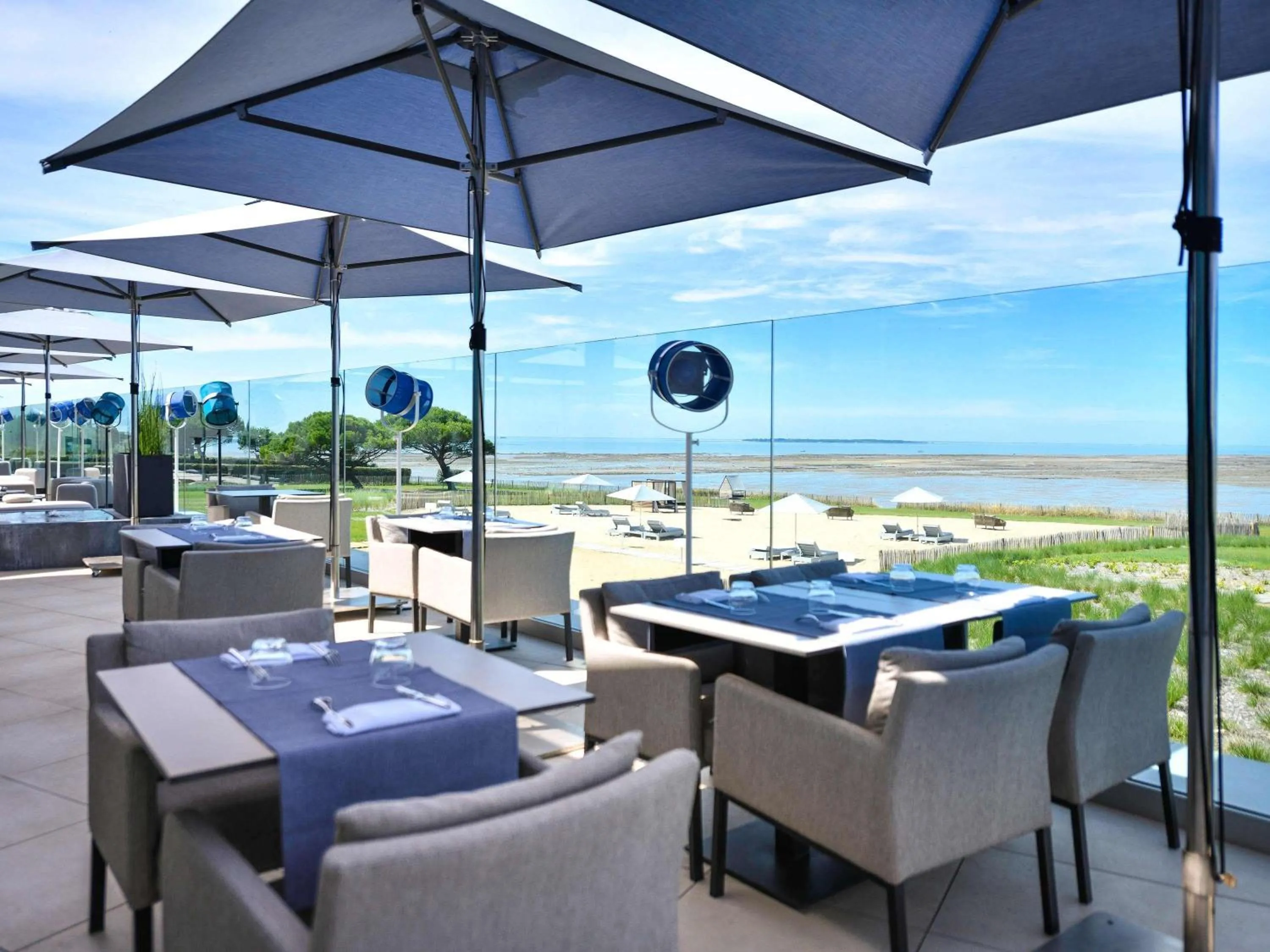 Restaurant/places to eat in La Grande Terrasse Hotel & Spa La Rochelle - MGallery Collection