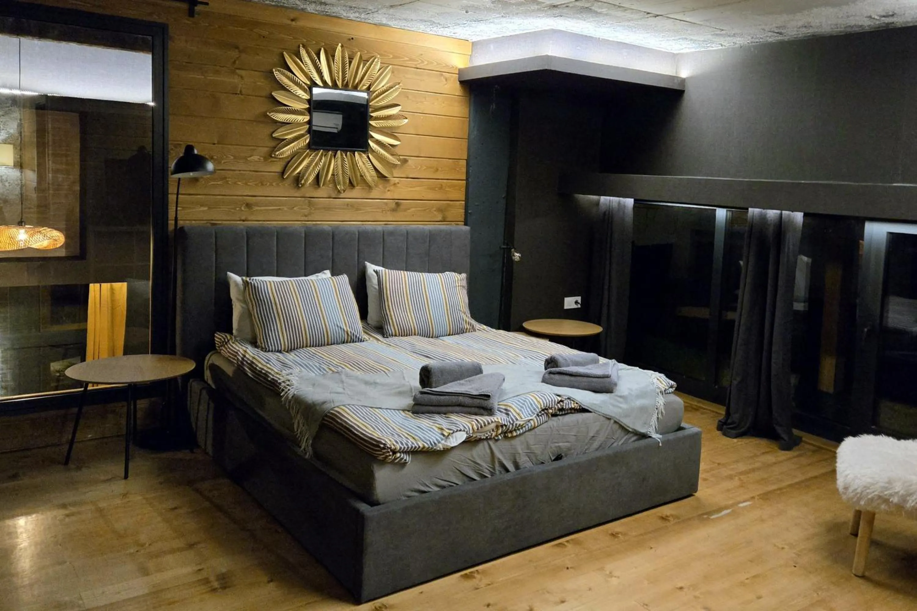 Bed in BOUTIQUE Hotel ENTRY E