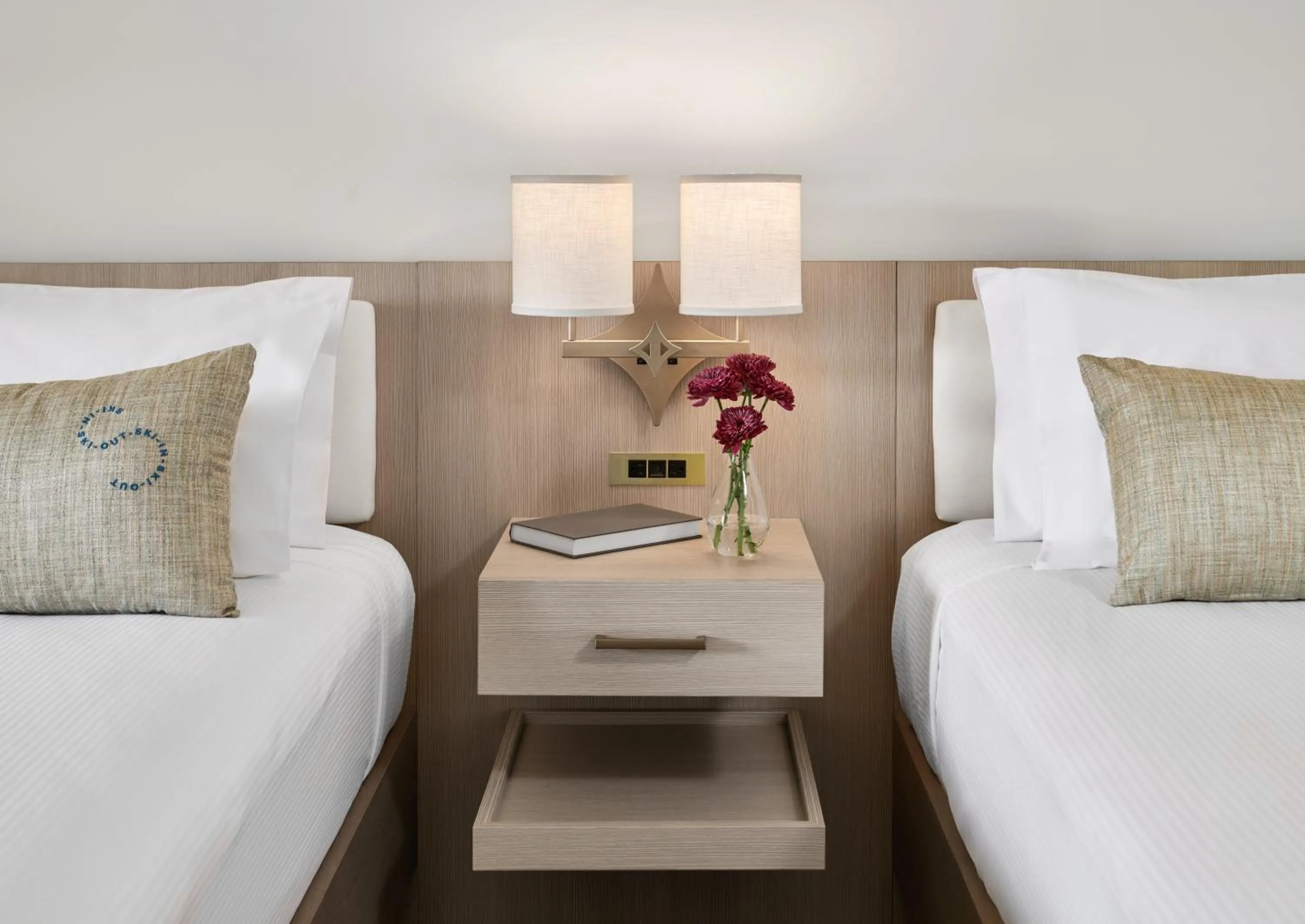 Bedroom, Bed in The Inn at Aspen