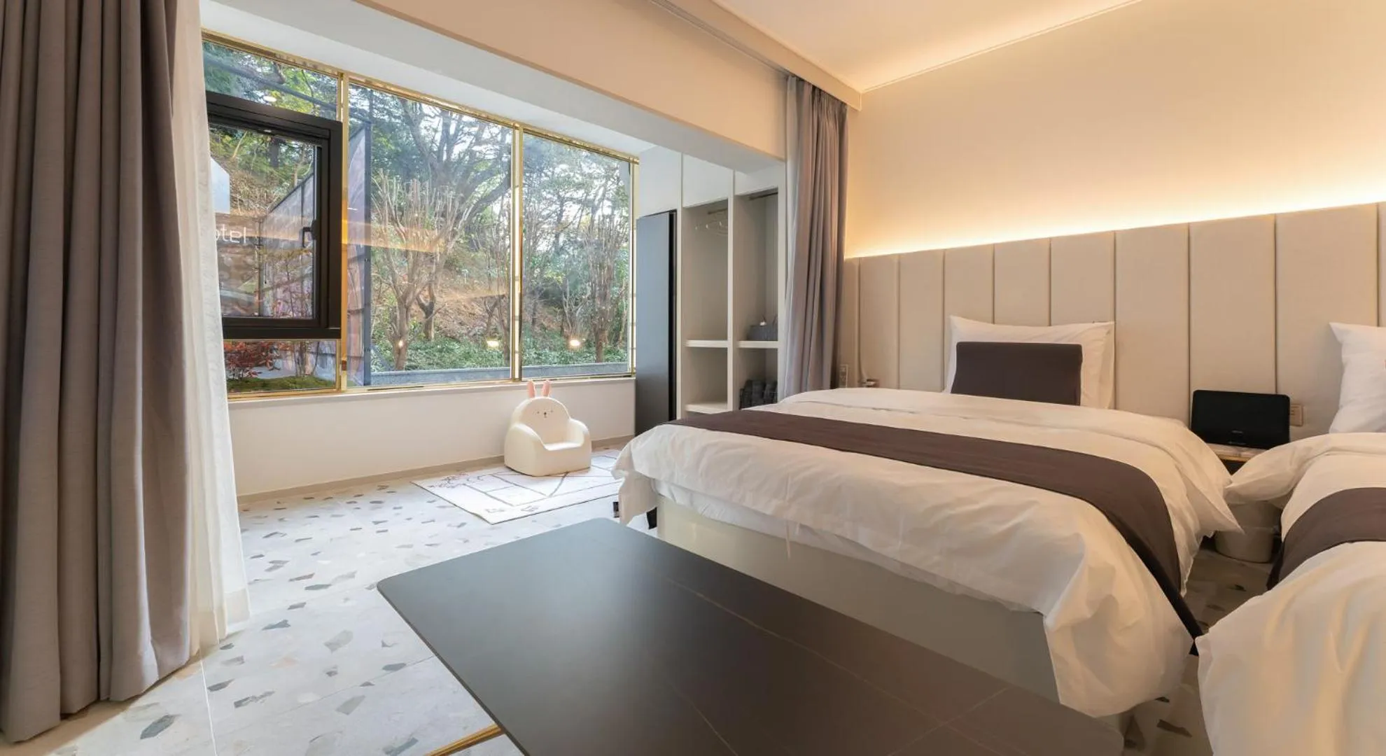 Bed in Denbasta forest Hotel