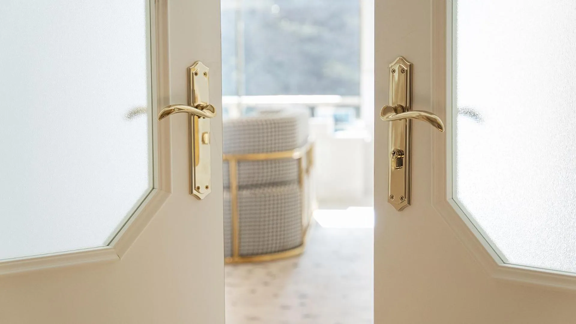 Facade/entrance in Denbasta forest Hotel