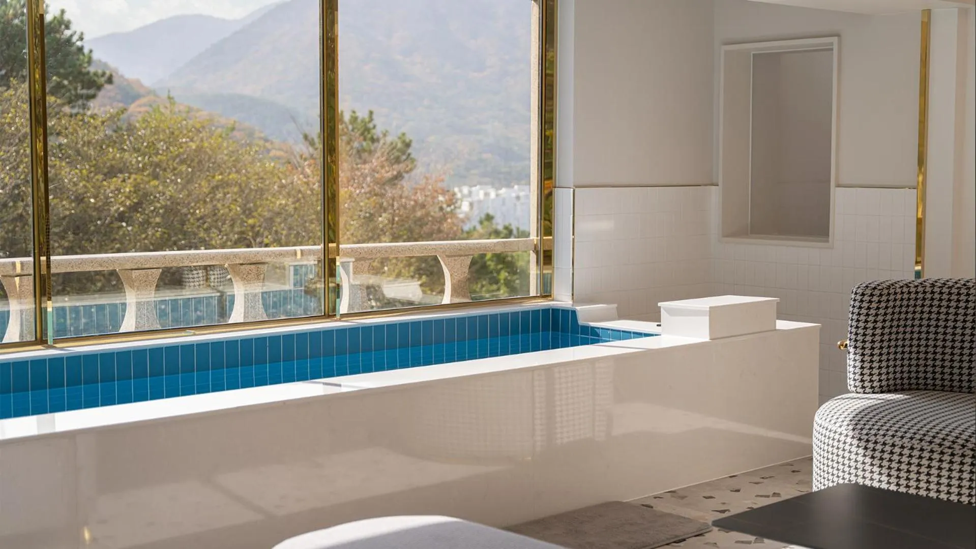 Swimming pool in Denbasta forest Hotel