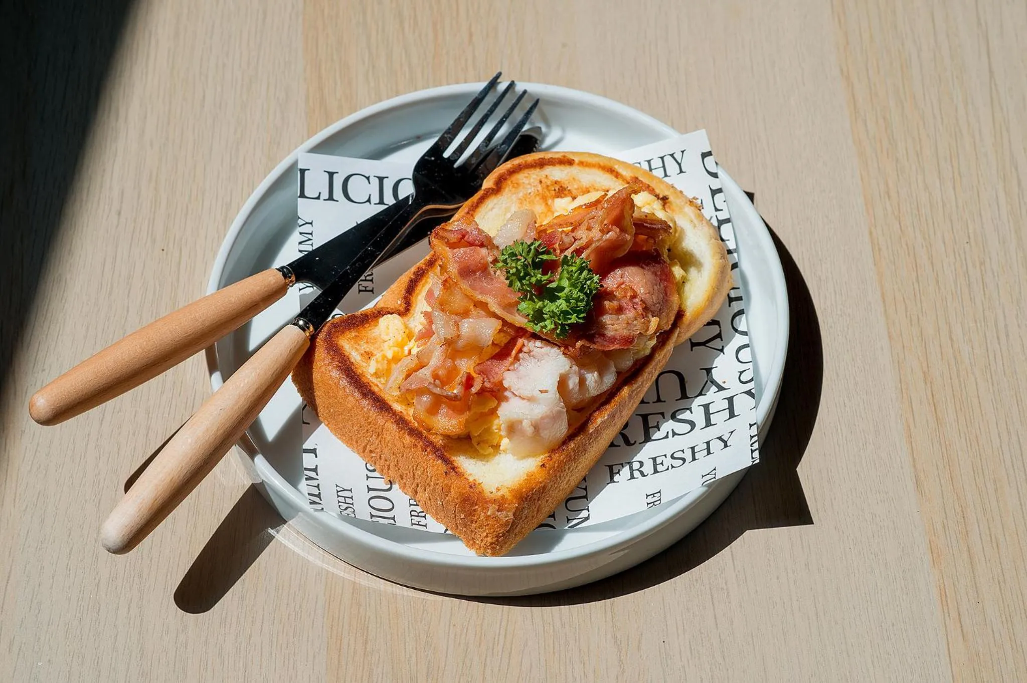 Food and drinks in Into the town krabi