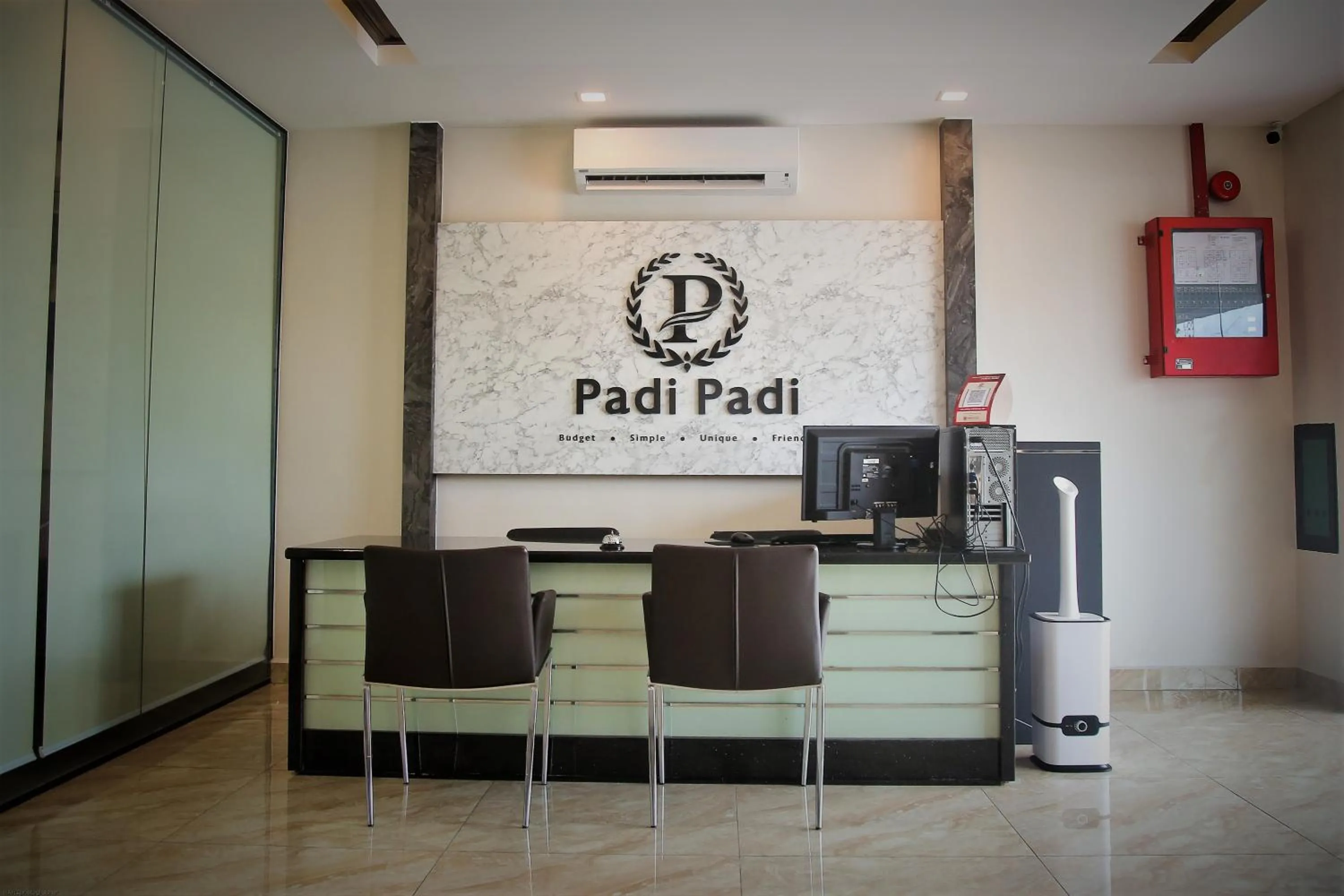 PADI PADI HOTEL