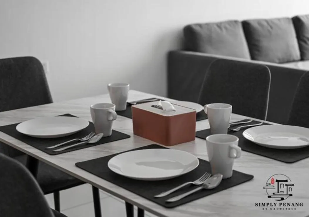 Dining area in Beacon Executive Suites