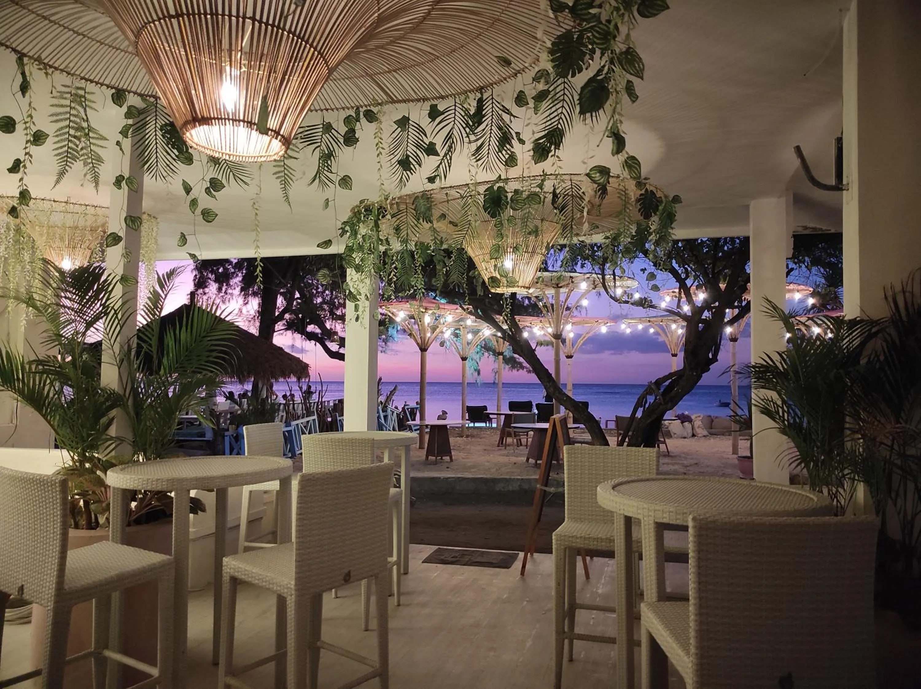 Restaurant/places to eat in PLAYA BONITA HOTEL & BEACH CLUB Gili Air