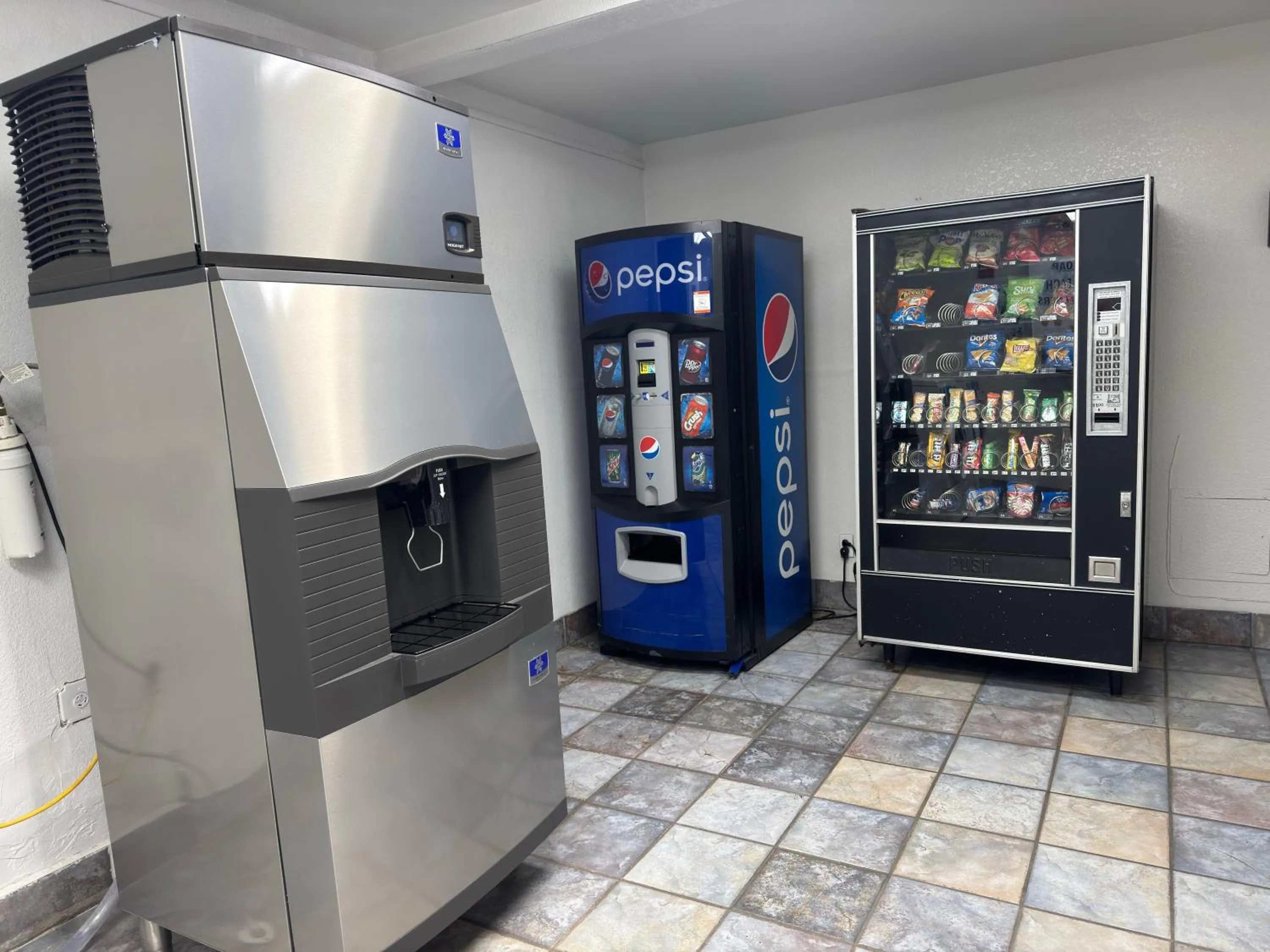 Motel 6-Enfield, CT - Hartford