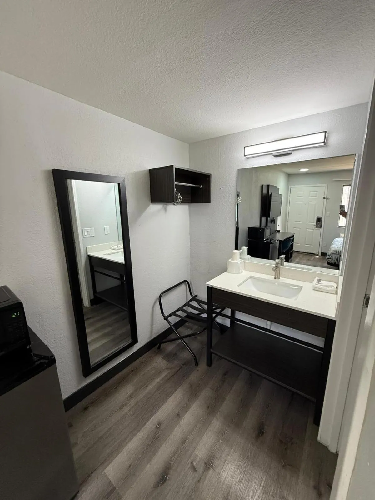 Motel 6-Enfield, CT - Hartford