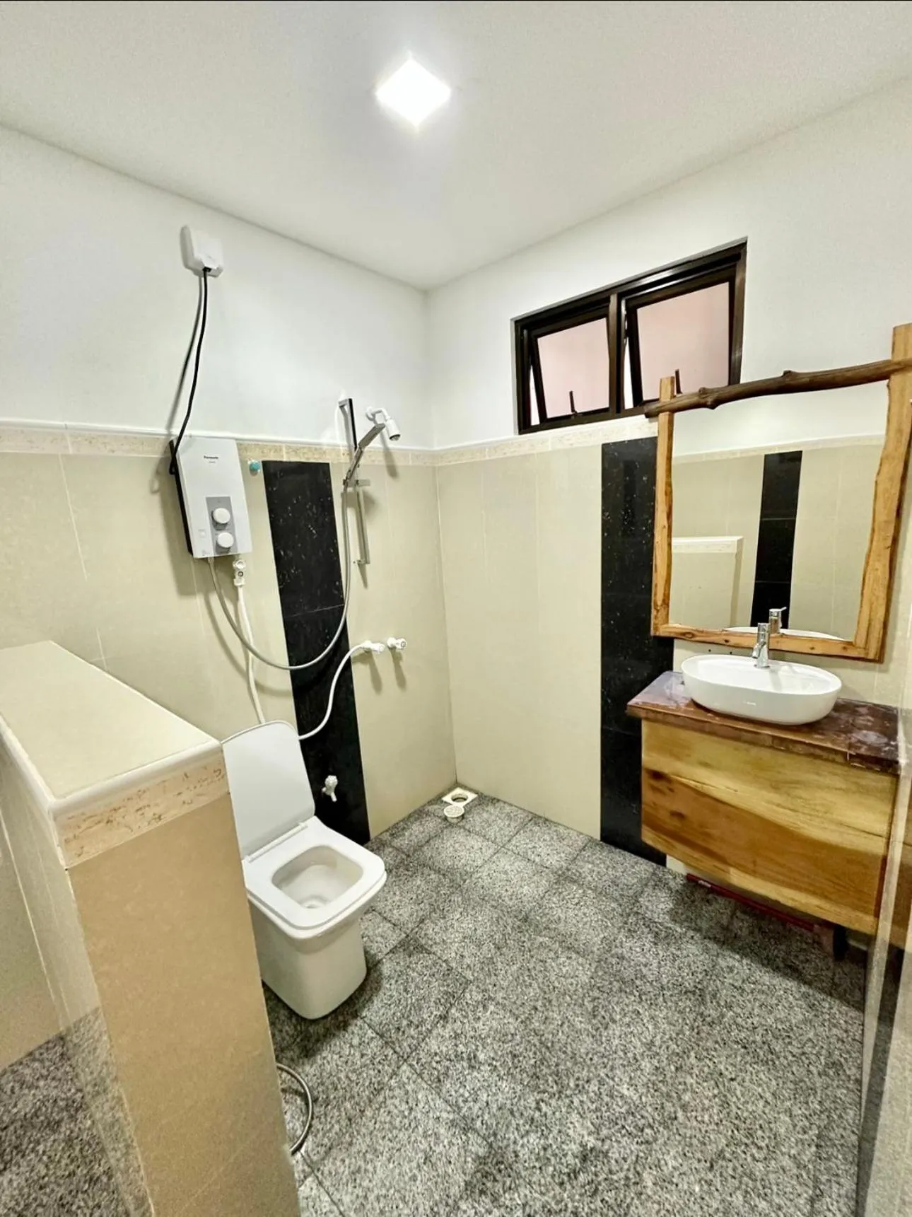 Shower in Summer Vibes Beach Front