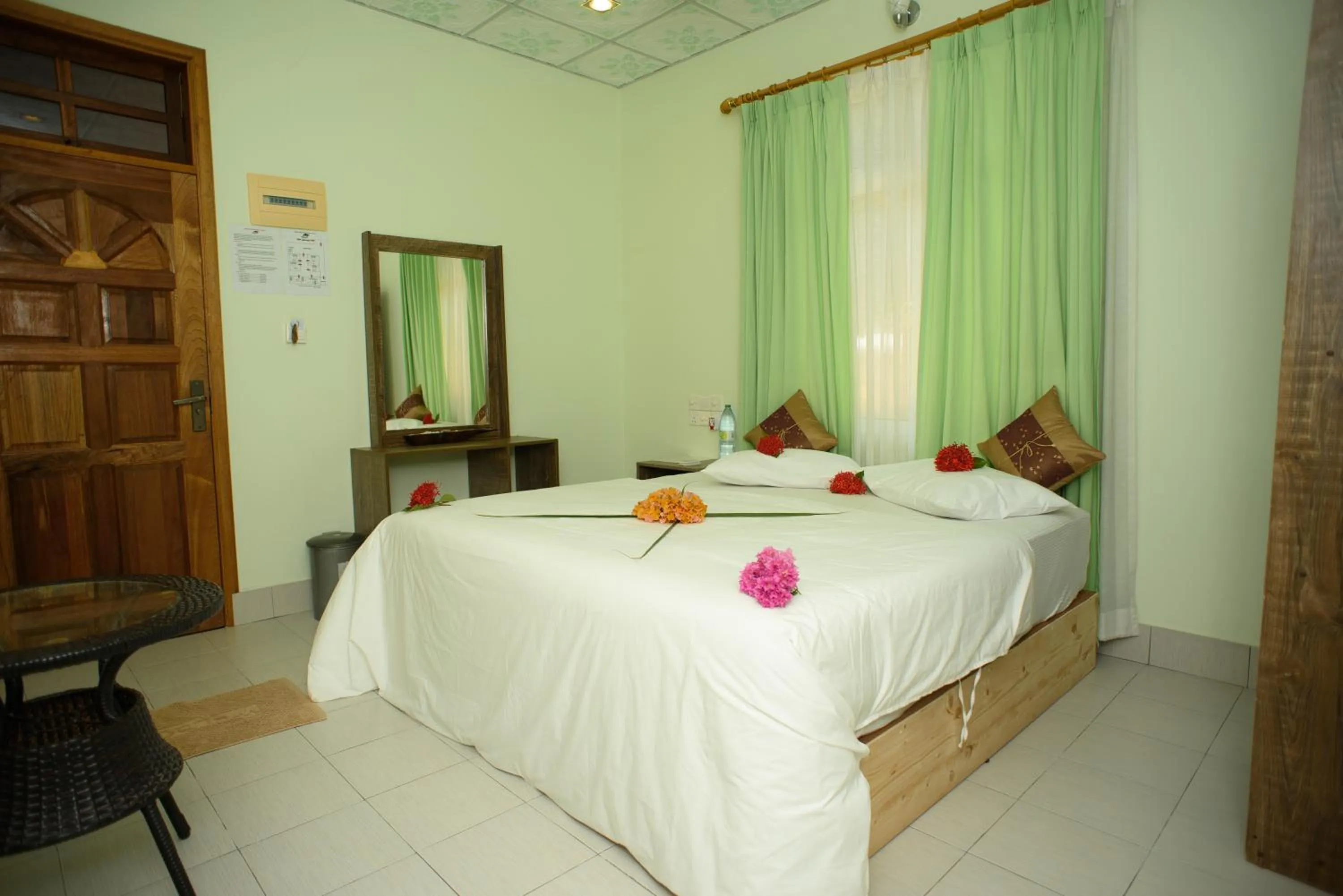 Bed in Summer Vibes Beach Front