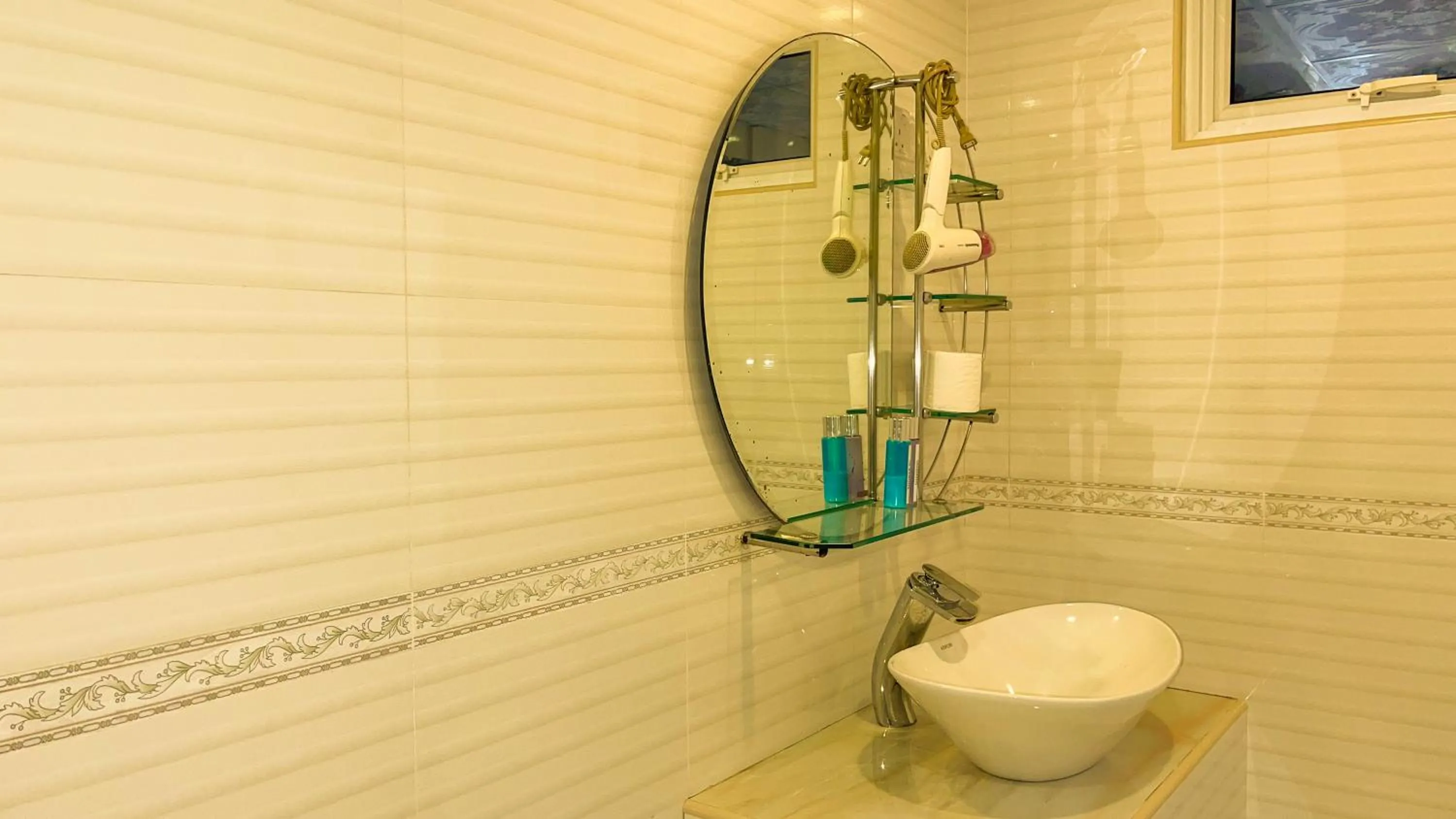 Bathroom in Summer Vibes Beach Front