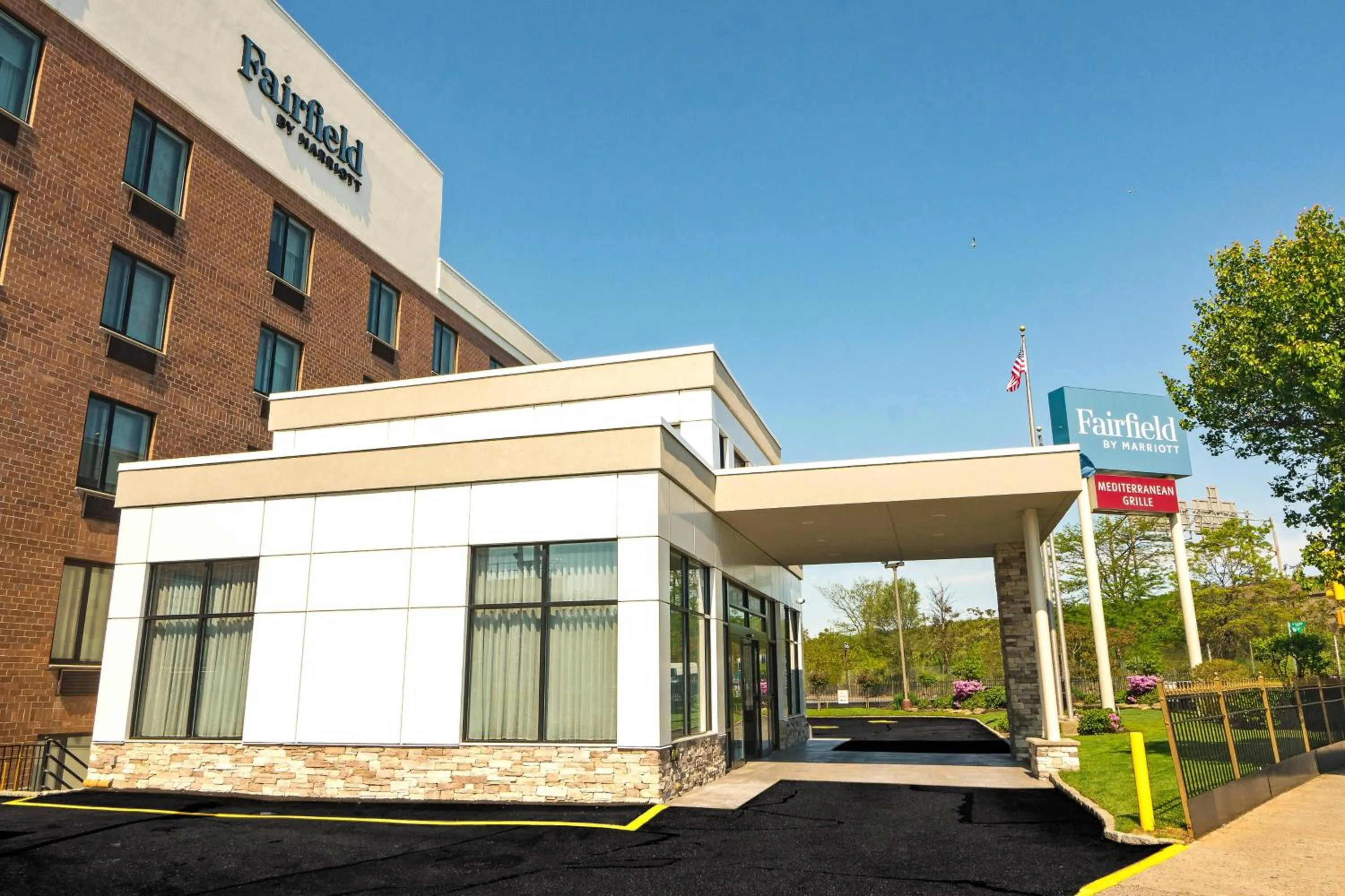 Property building in Fairfield Inn by Marriott JFK Airport