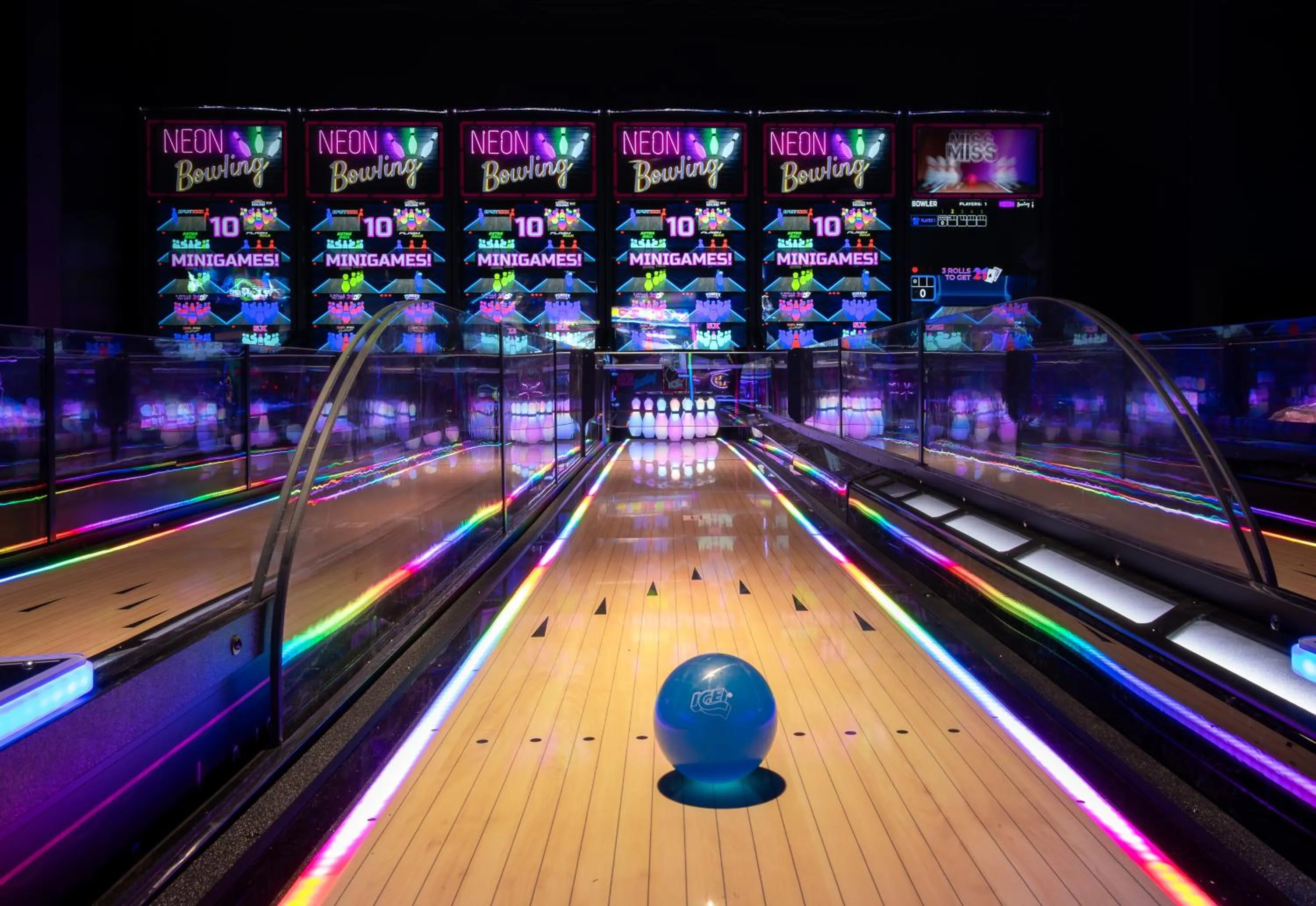Bowling in Westgate Town Center Resort