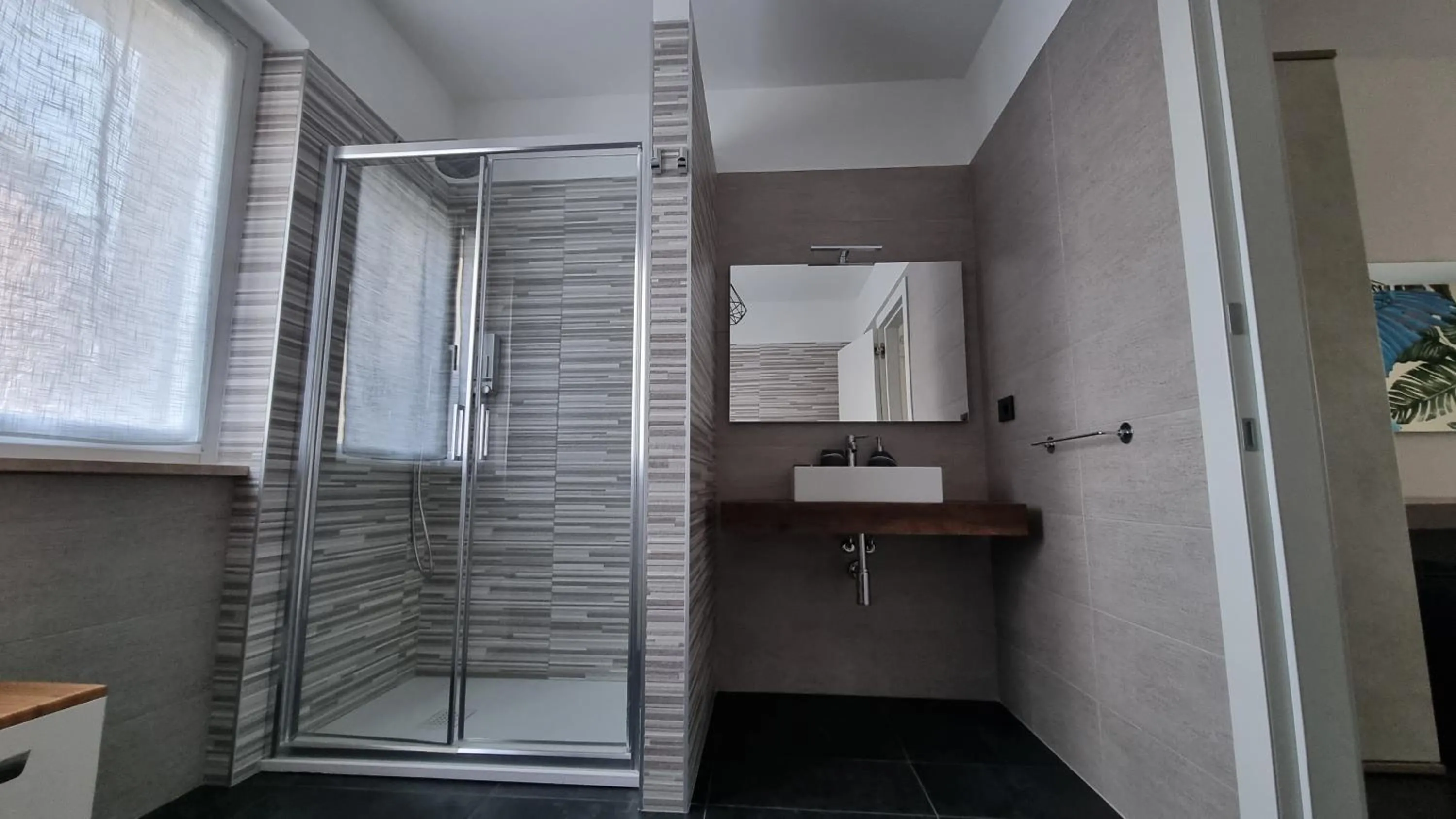 Shower in B&B Villa Eden