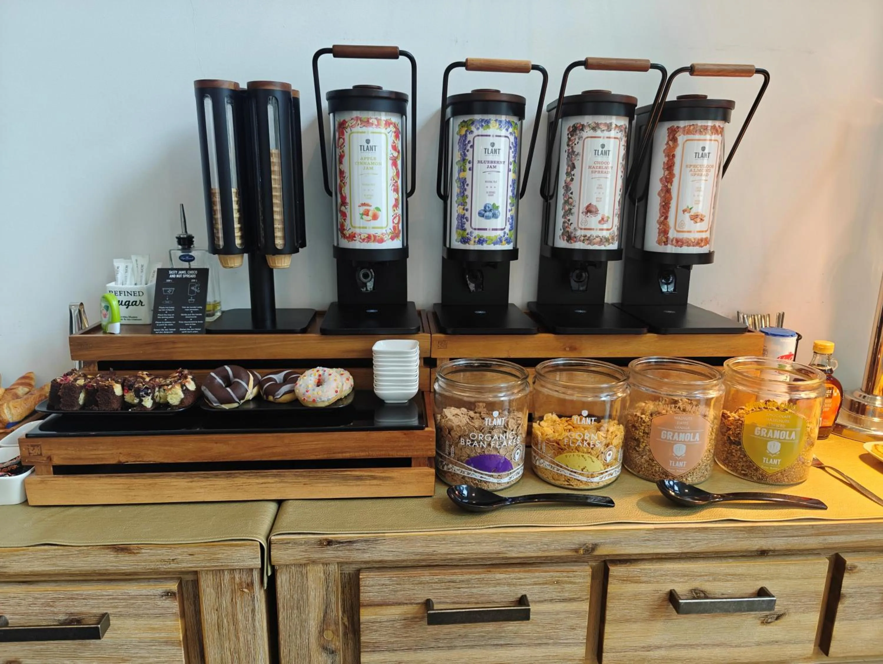 Breakfast in L'ARTiste