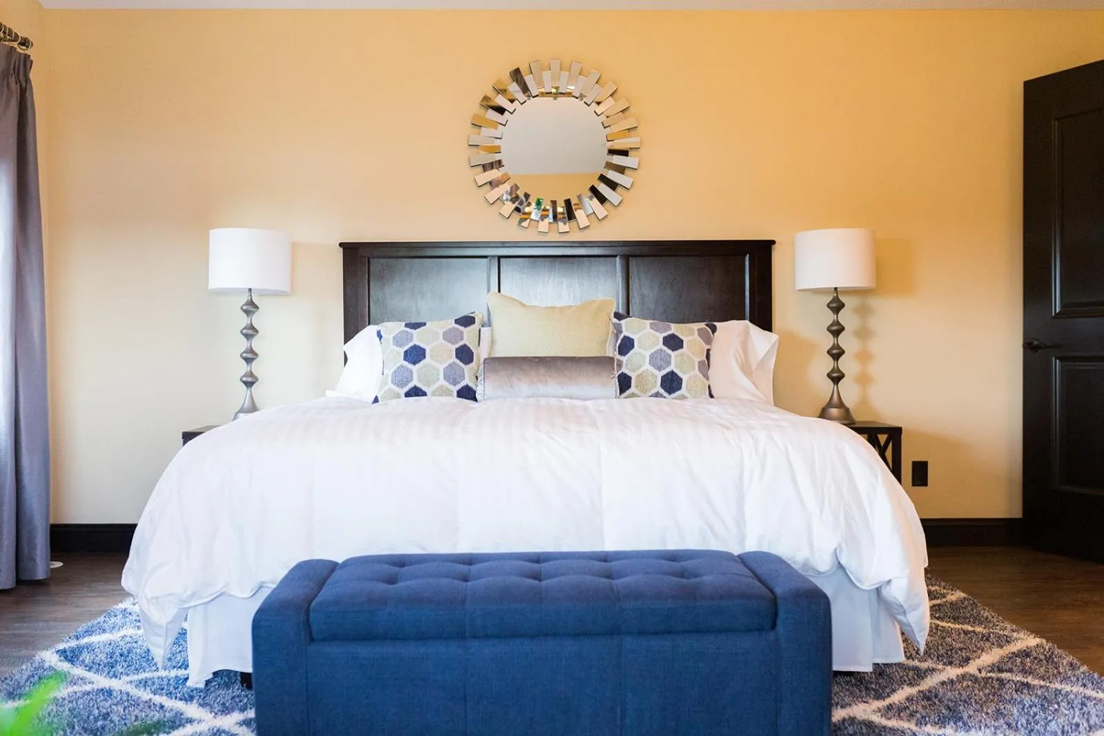 Bed in River View Lodge