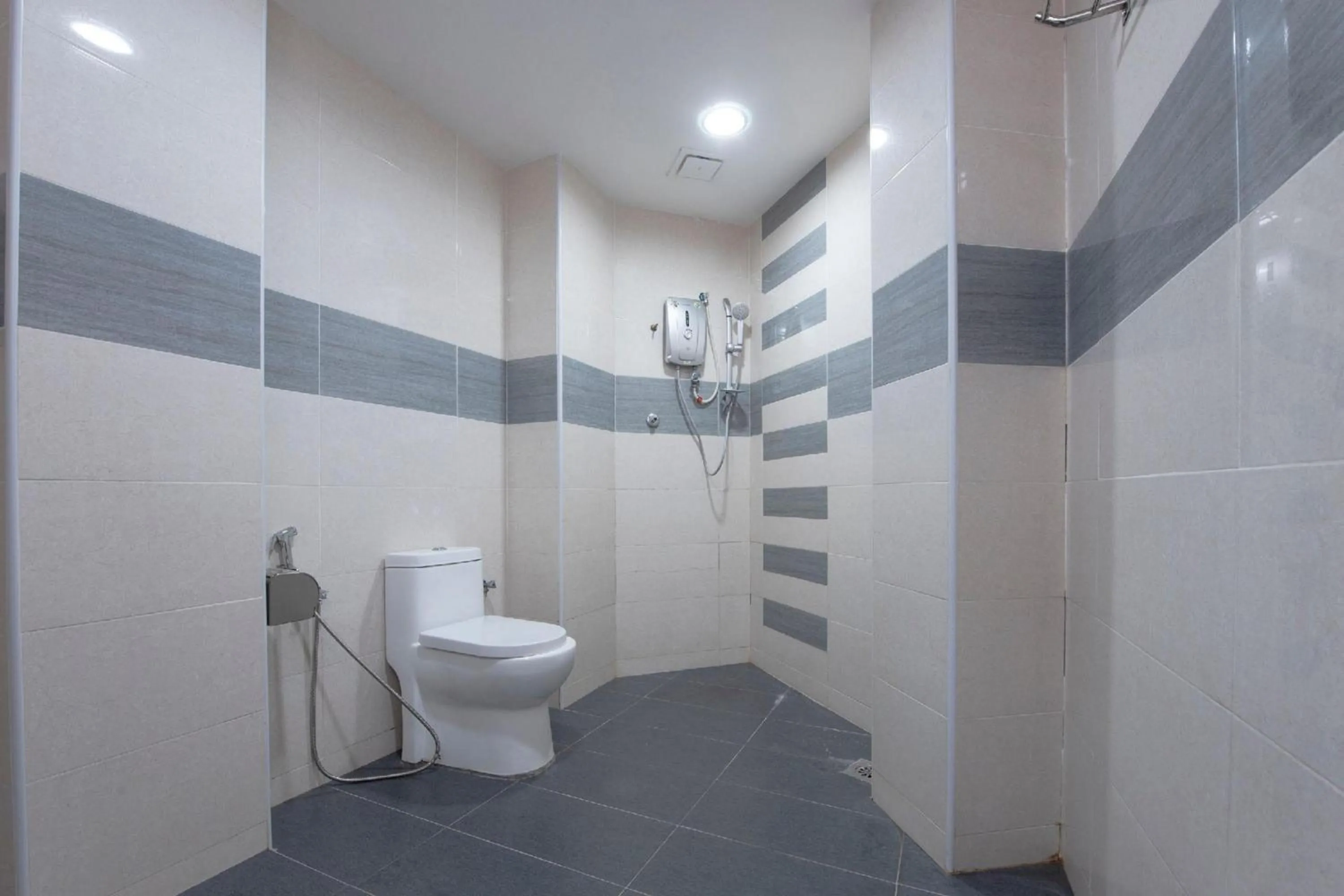 Bathroom in Hotel O Jasin